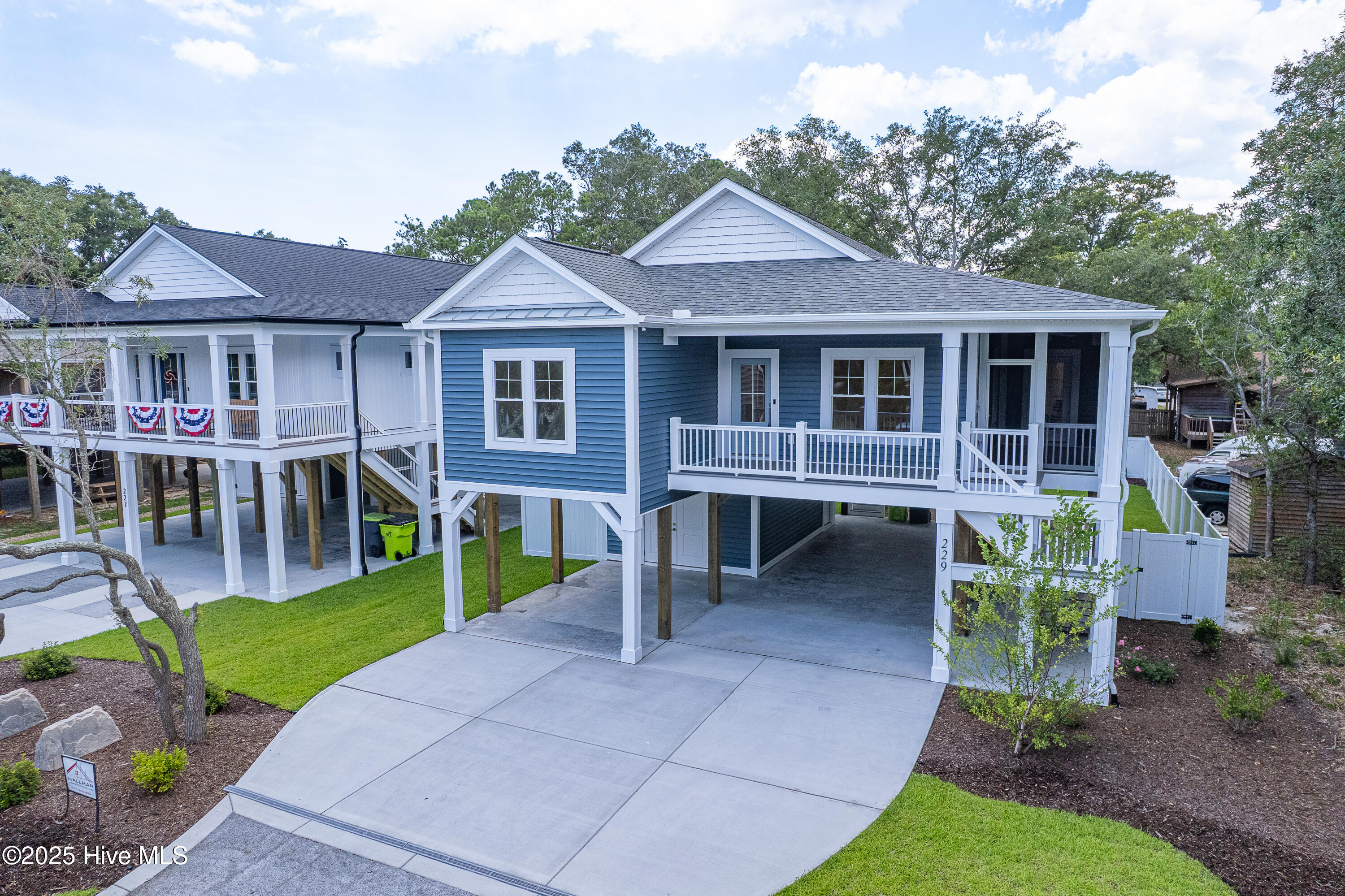 229 NE 34th Street