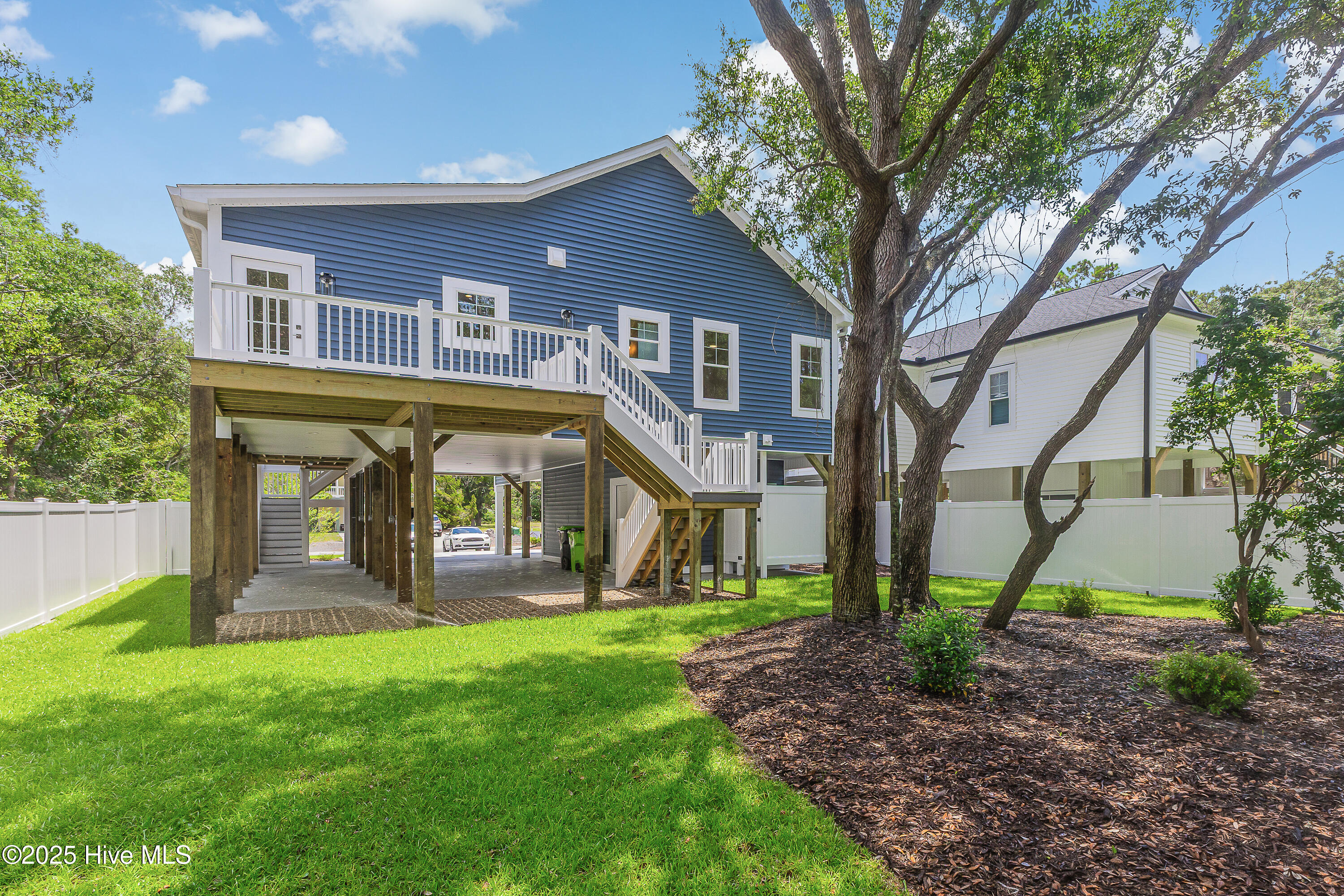 229 NE 34th Street