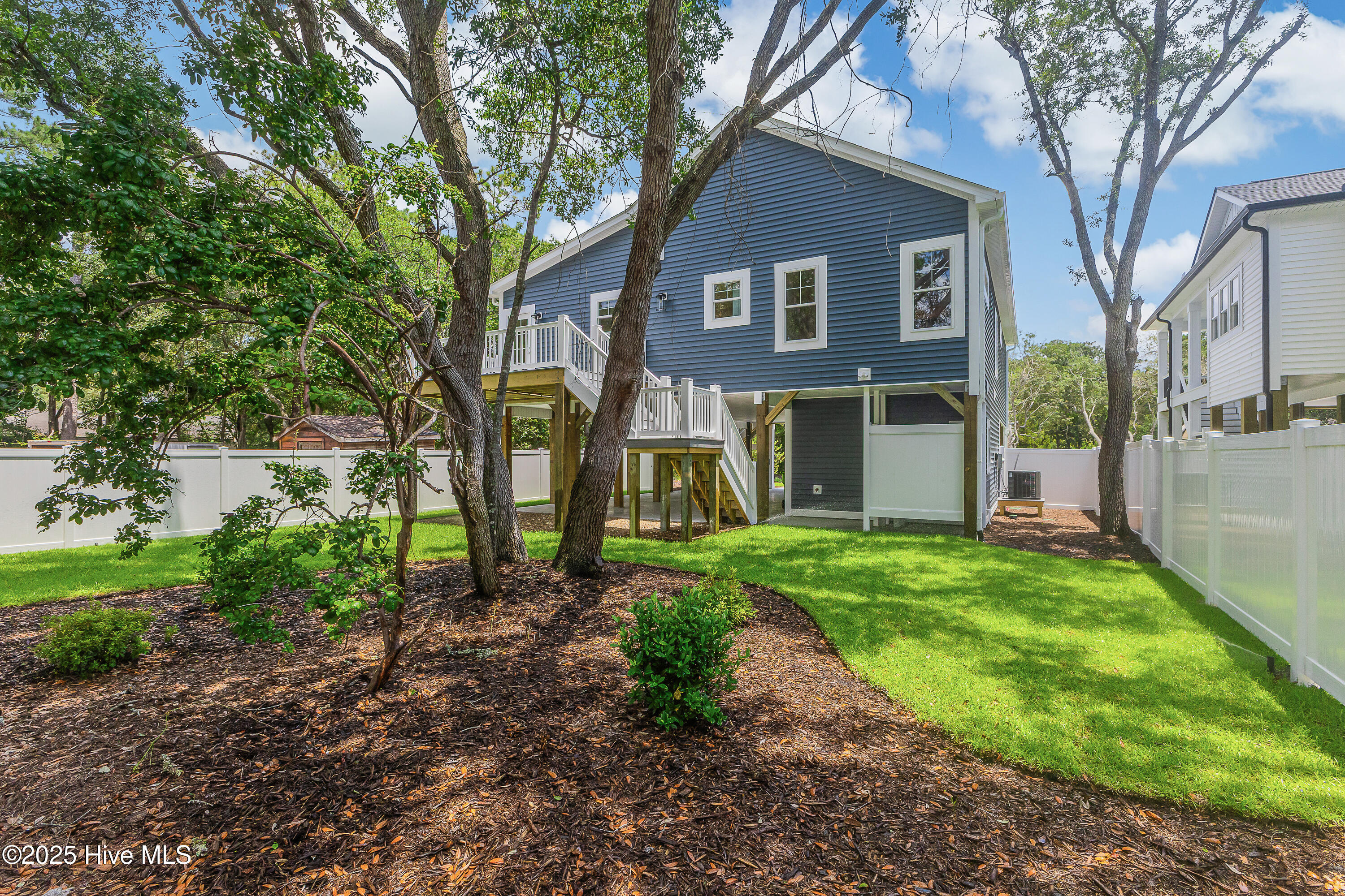 229 NE 34th Street