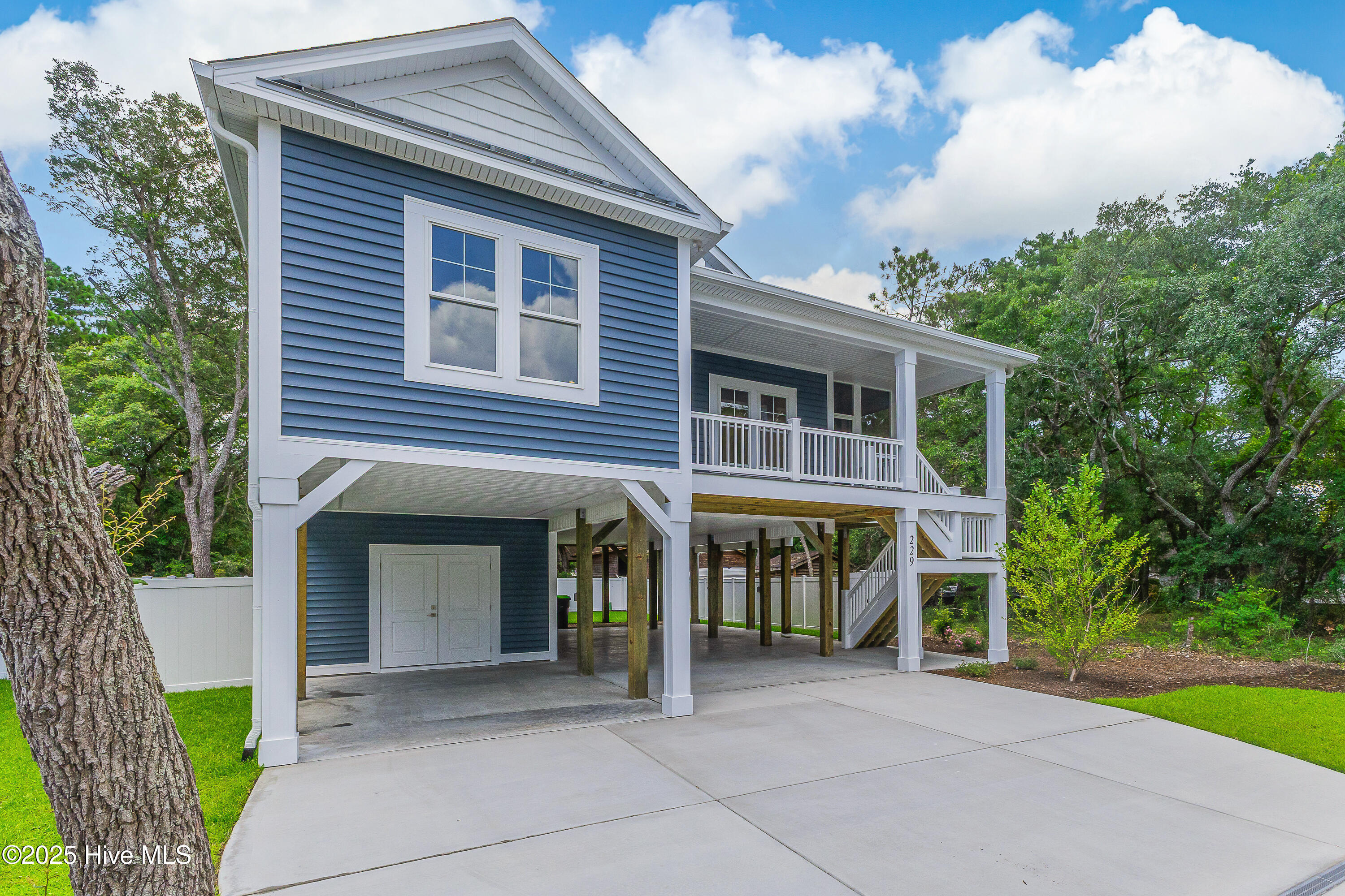 229 NE 34th Street
