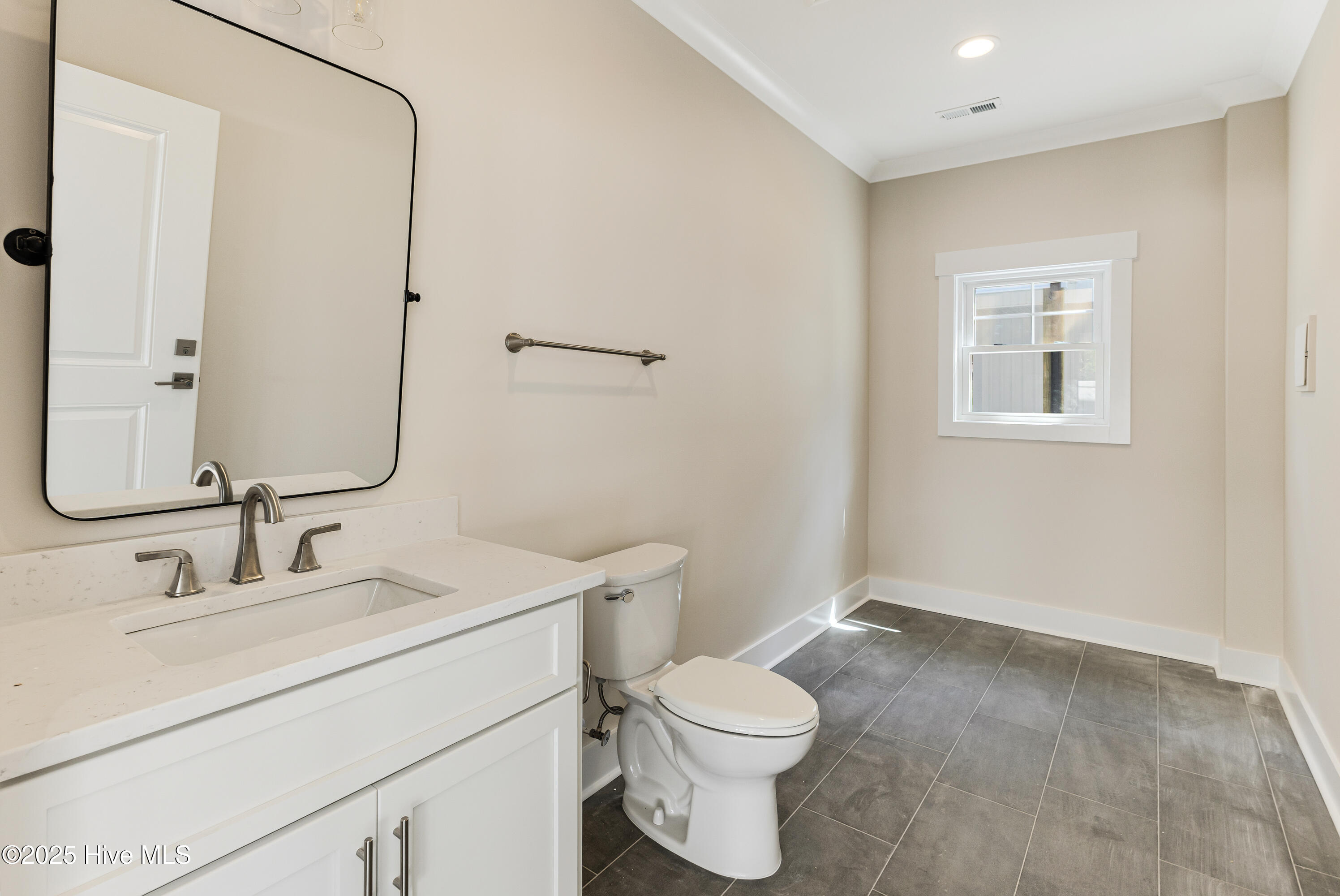 229 NE 34th Street