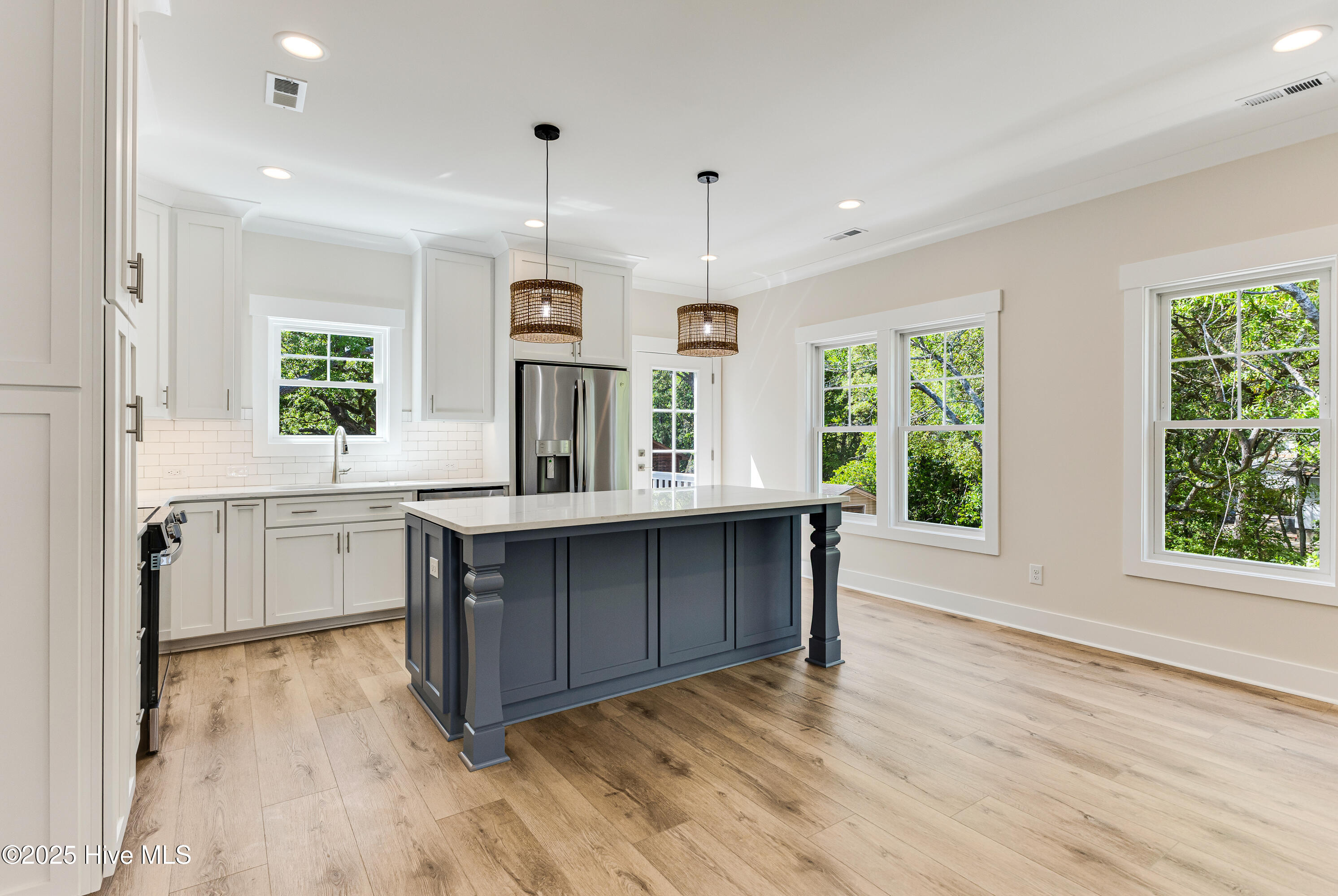 229 NE 34th Street