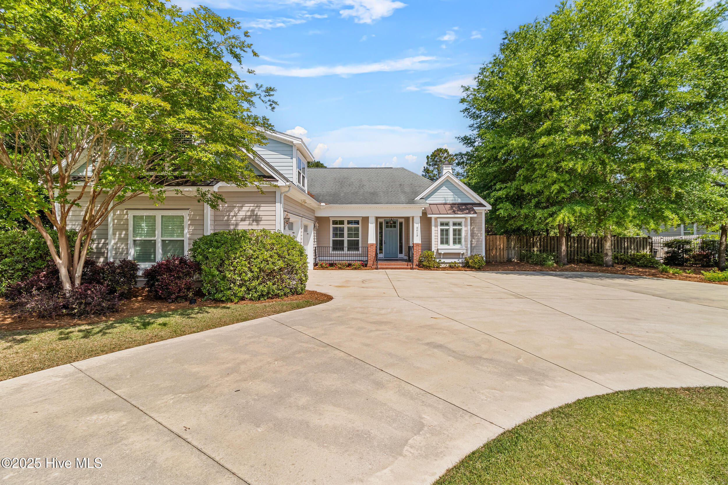 2015 Lynnwood Drive