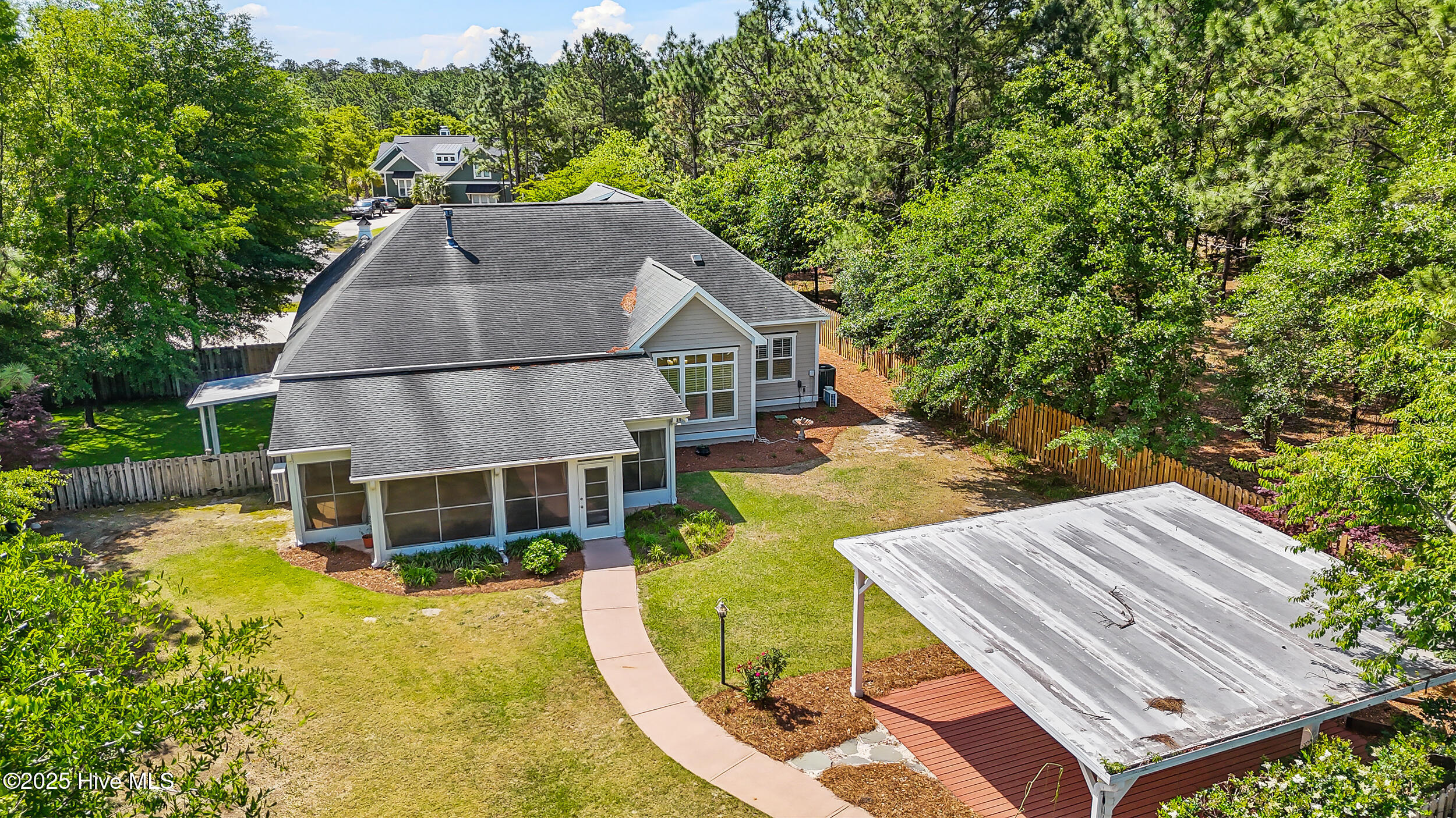 2015 Lynnwood Drive