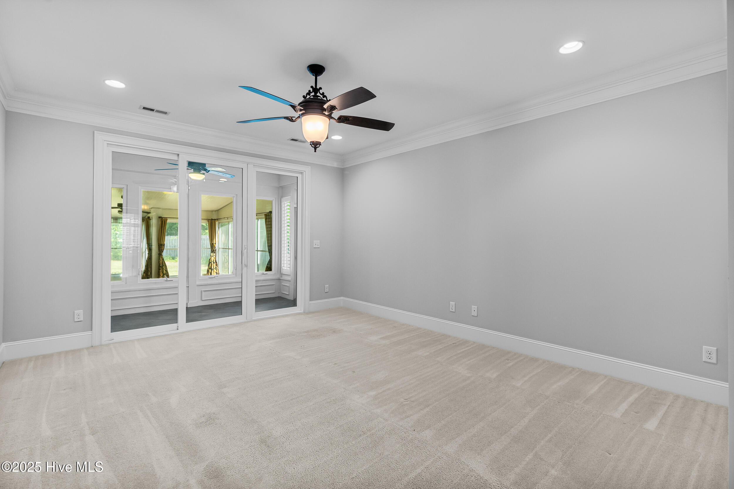2015 Lynnwood Drive