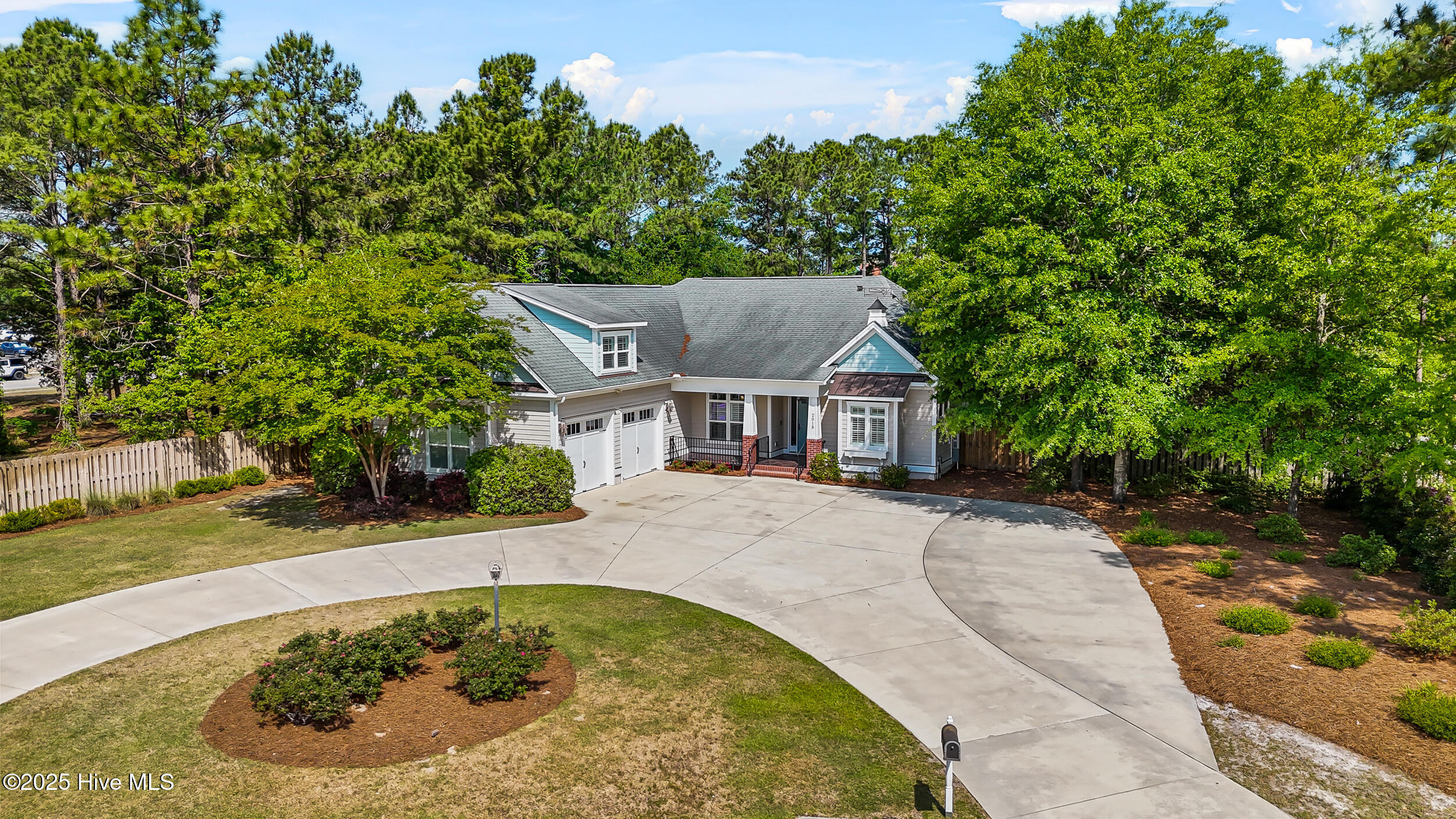 2015 Lynnwood Drive