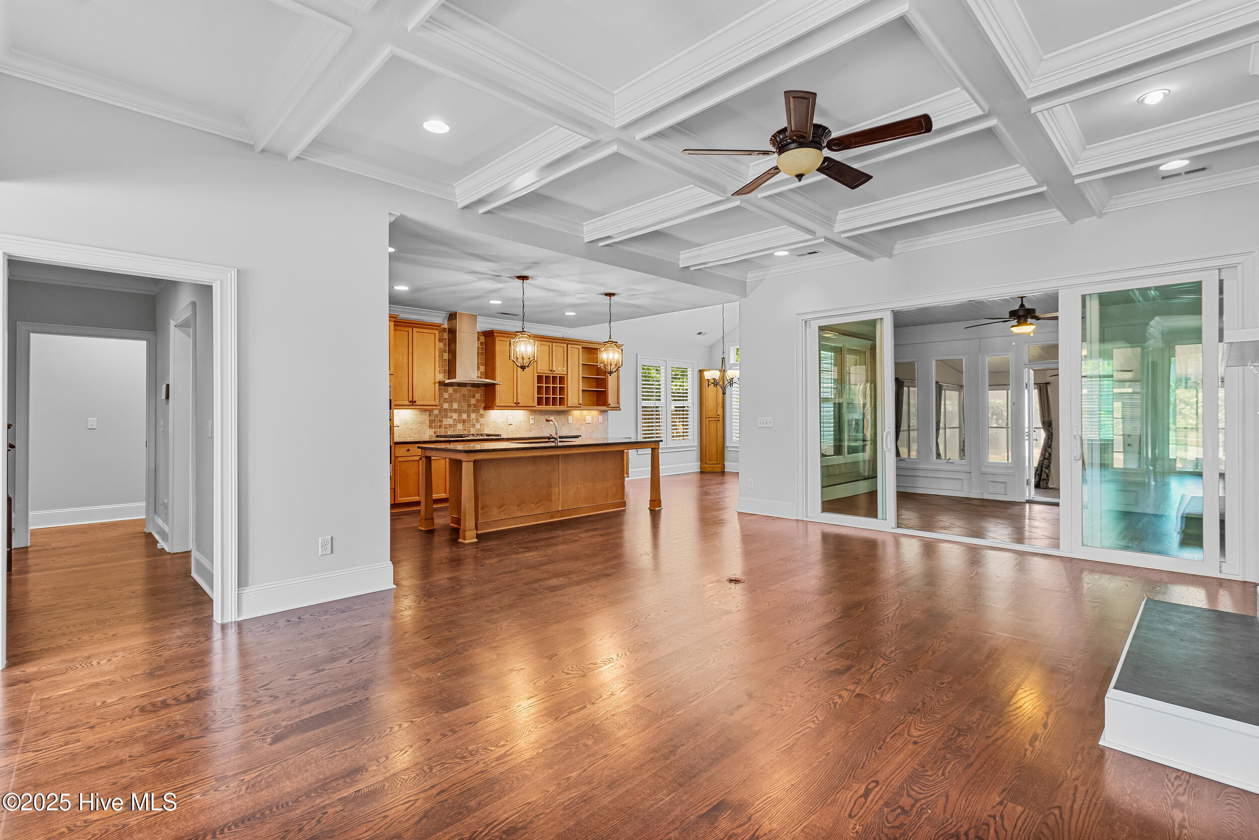 2015 Lynnwood Drive