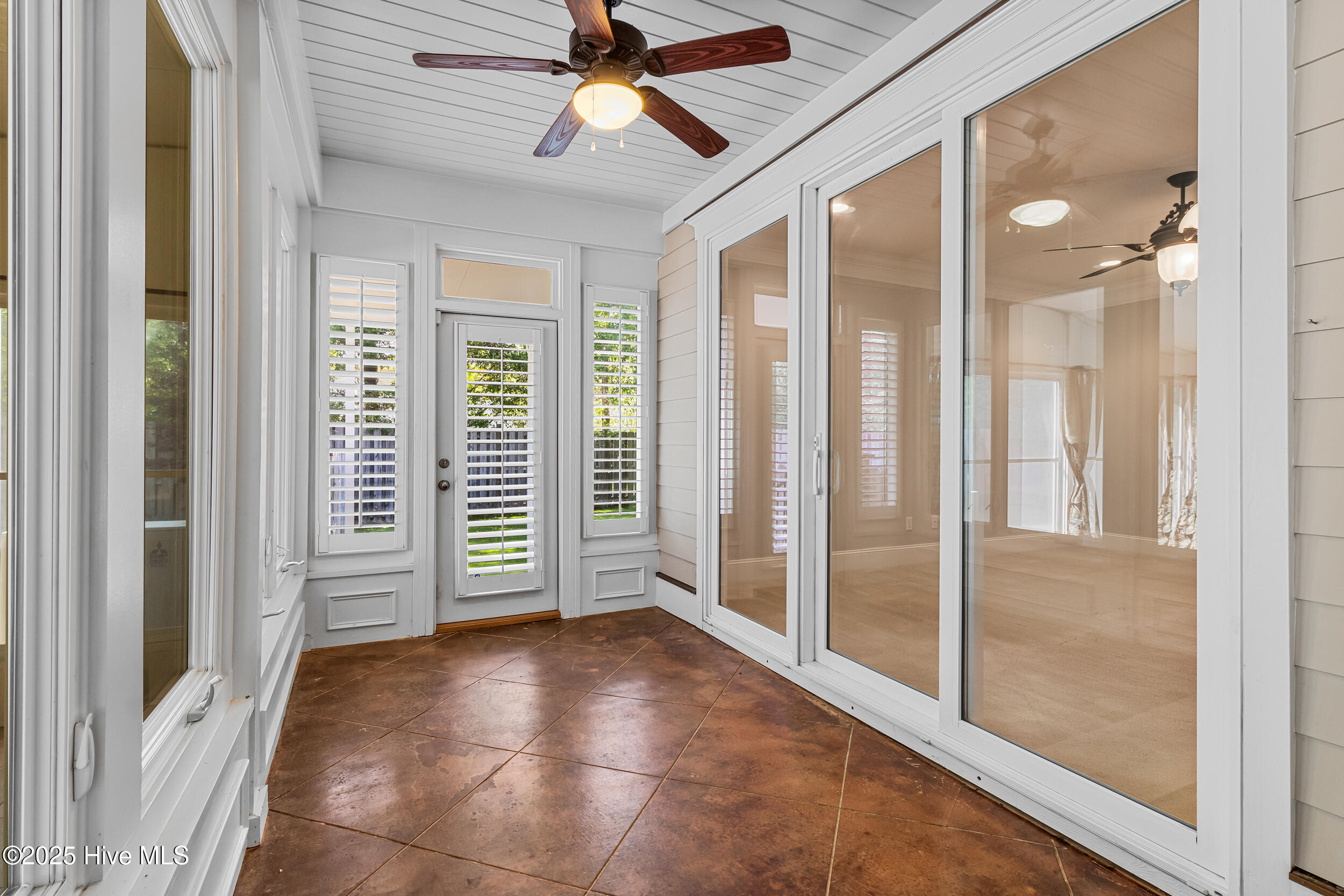 2015 Lynnwood Drive