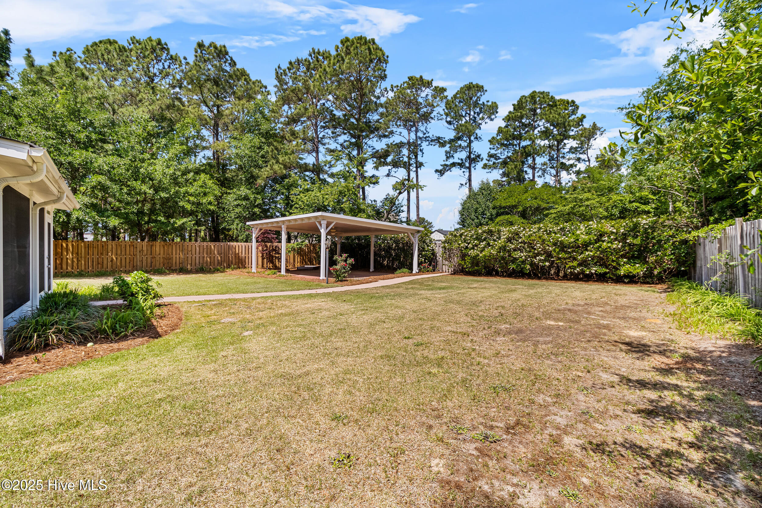 2015 Lynnwood Drive