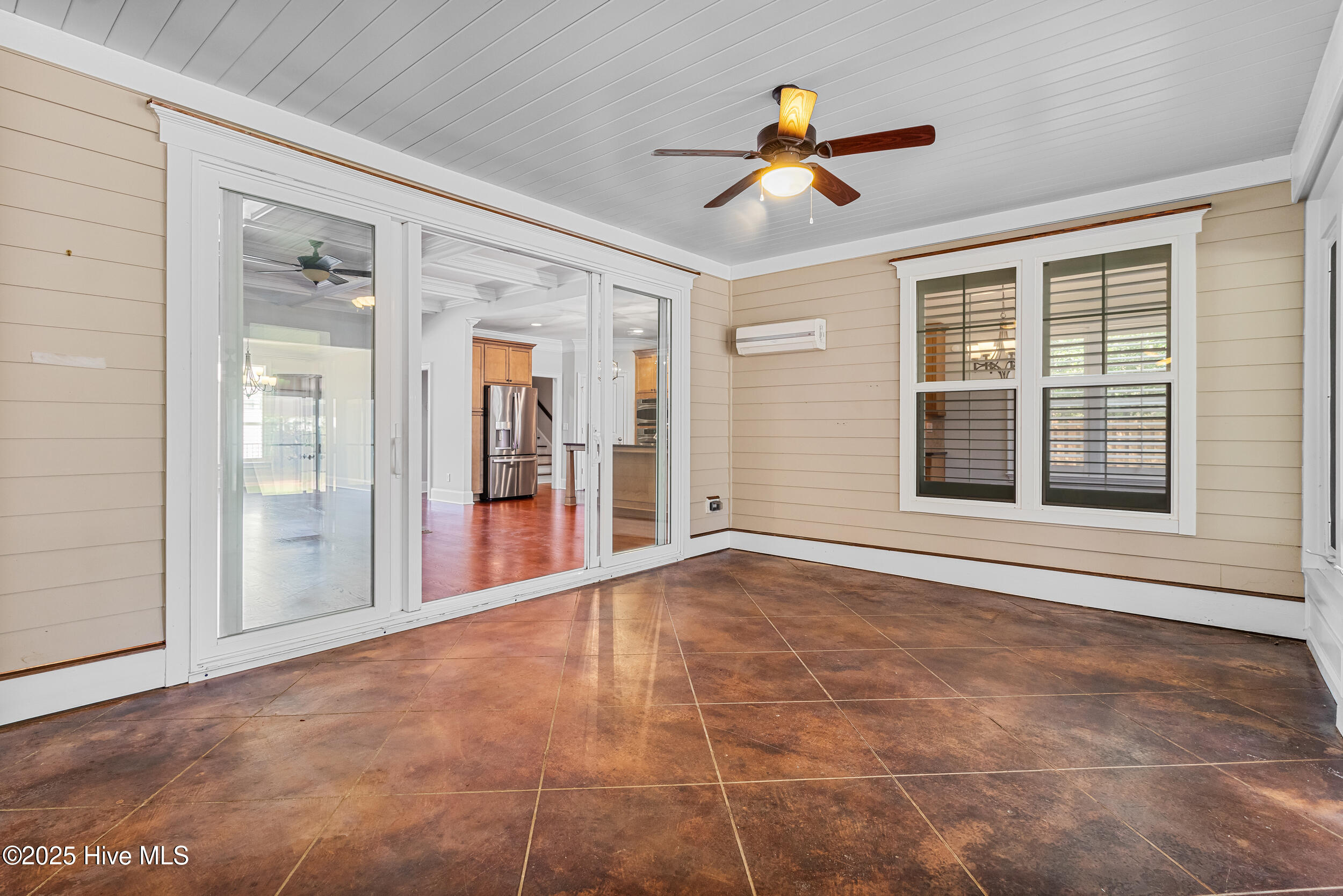 2015 Lynnwood Drive