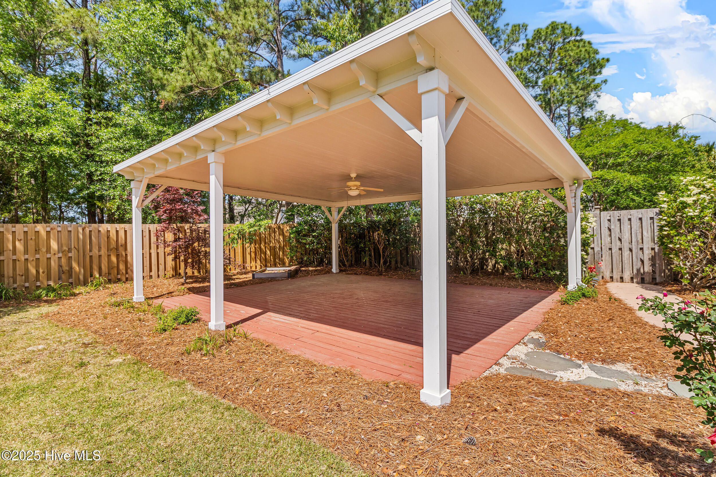 2015 Lynnwood Drive