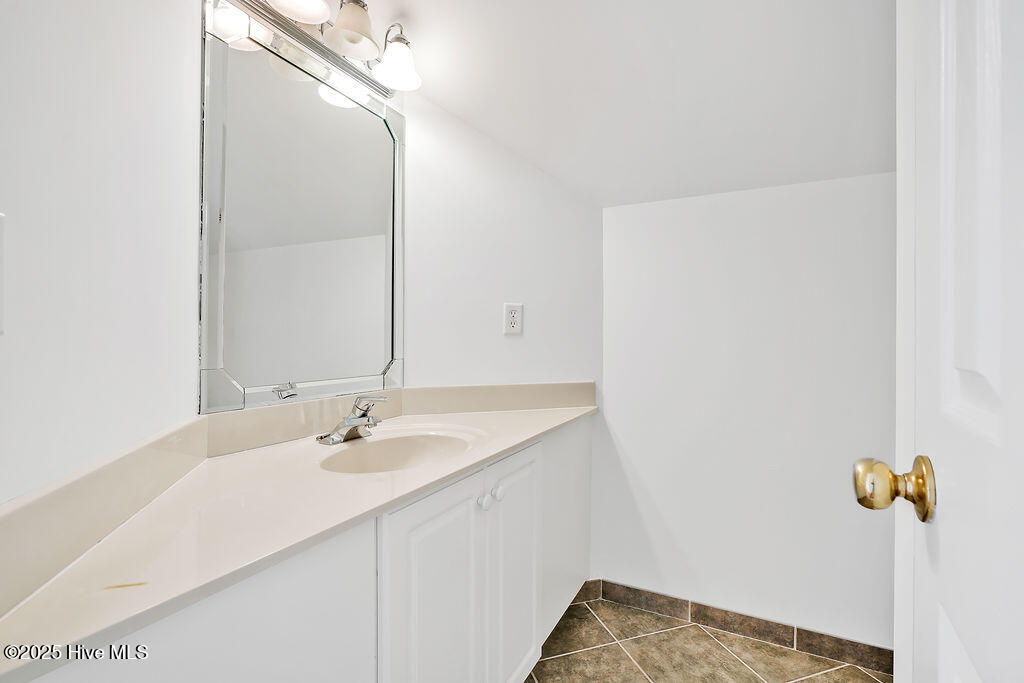 600 Sea Castle Court