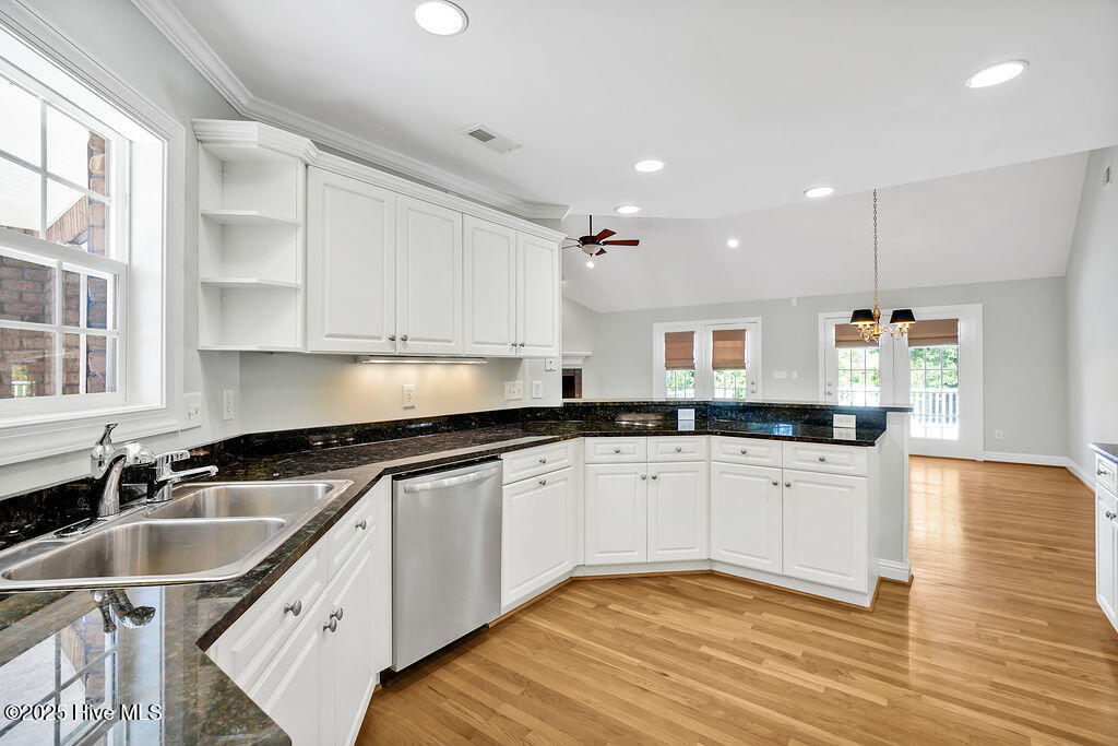 600 Sea Castle Court