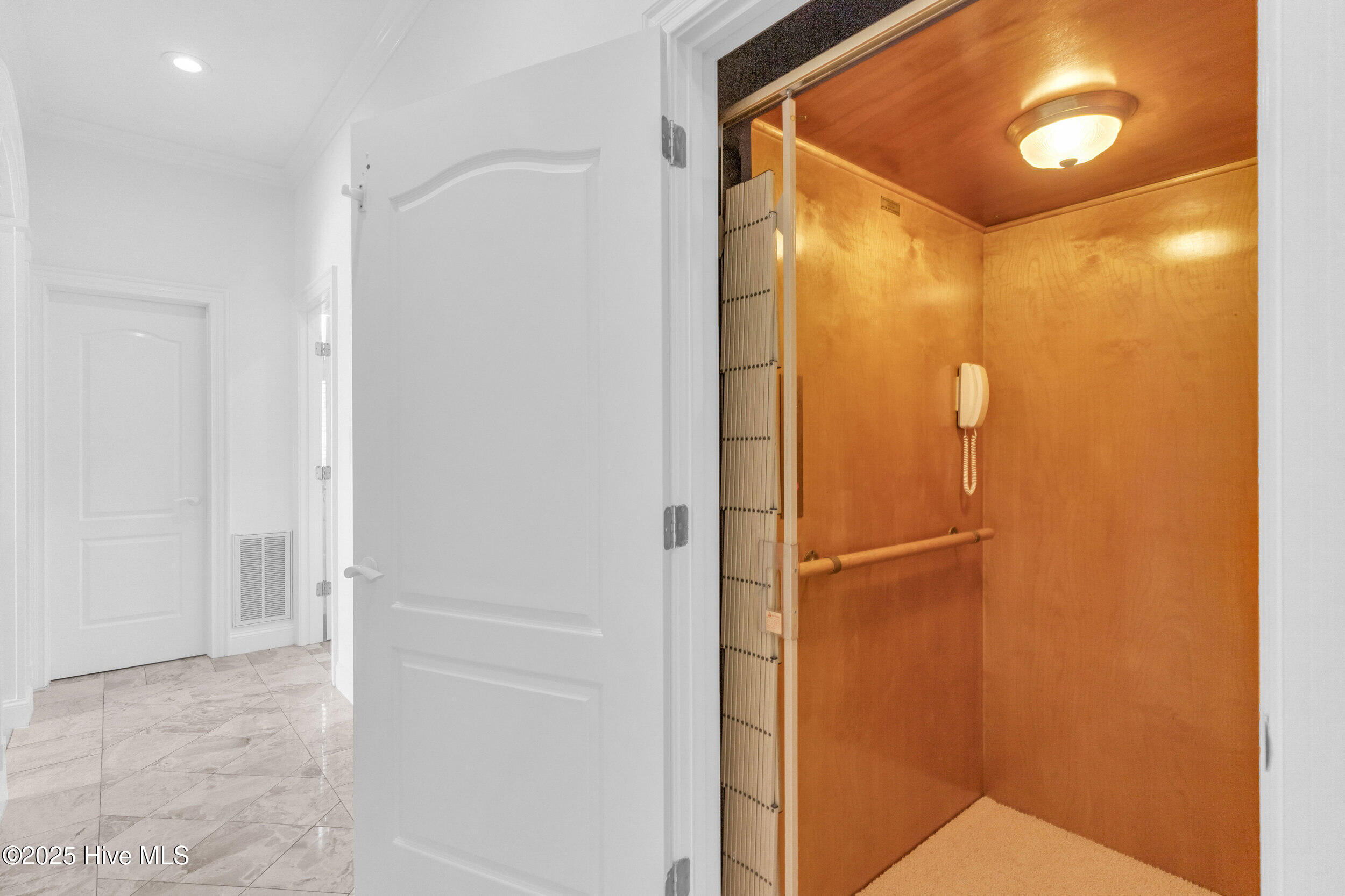 1047 Ocean Ridge Drive, Wilmington