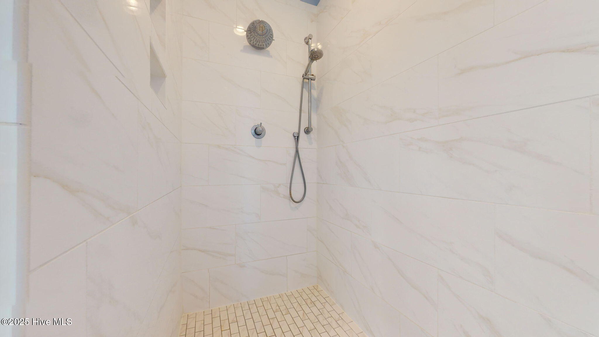 105 Camden Trail
