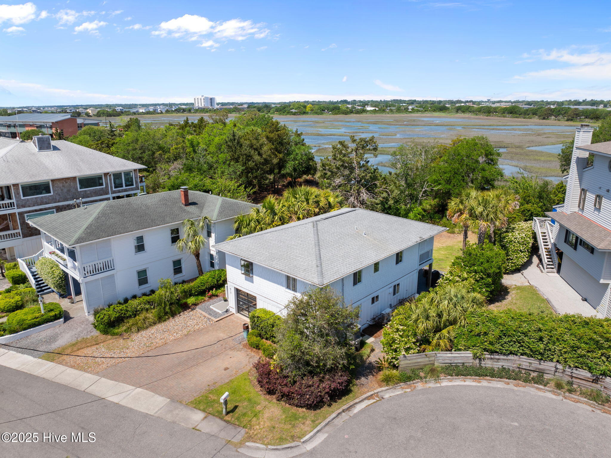 613 N Channel Drive