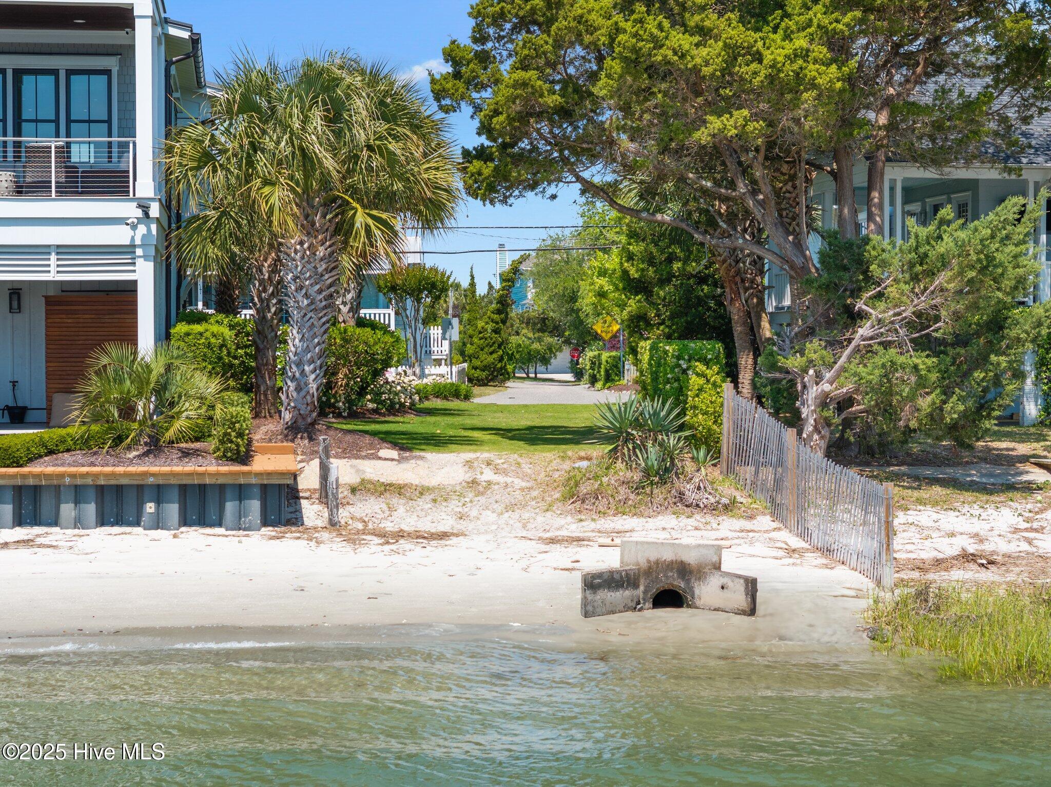 613 N Channel Drive