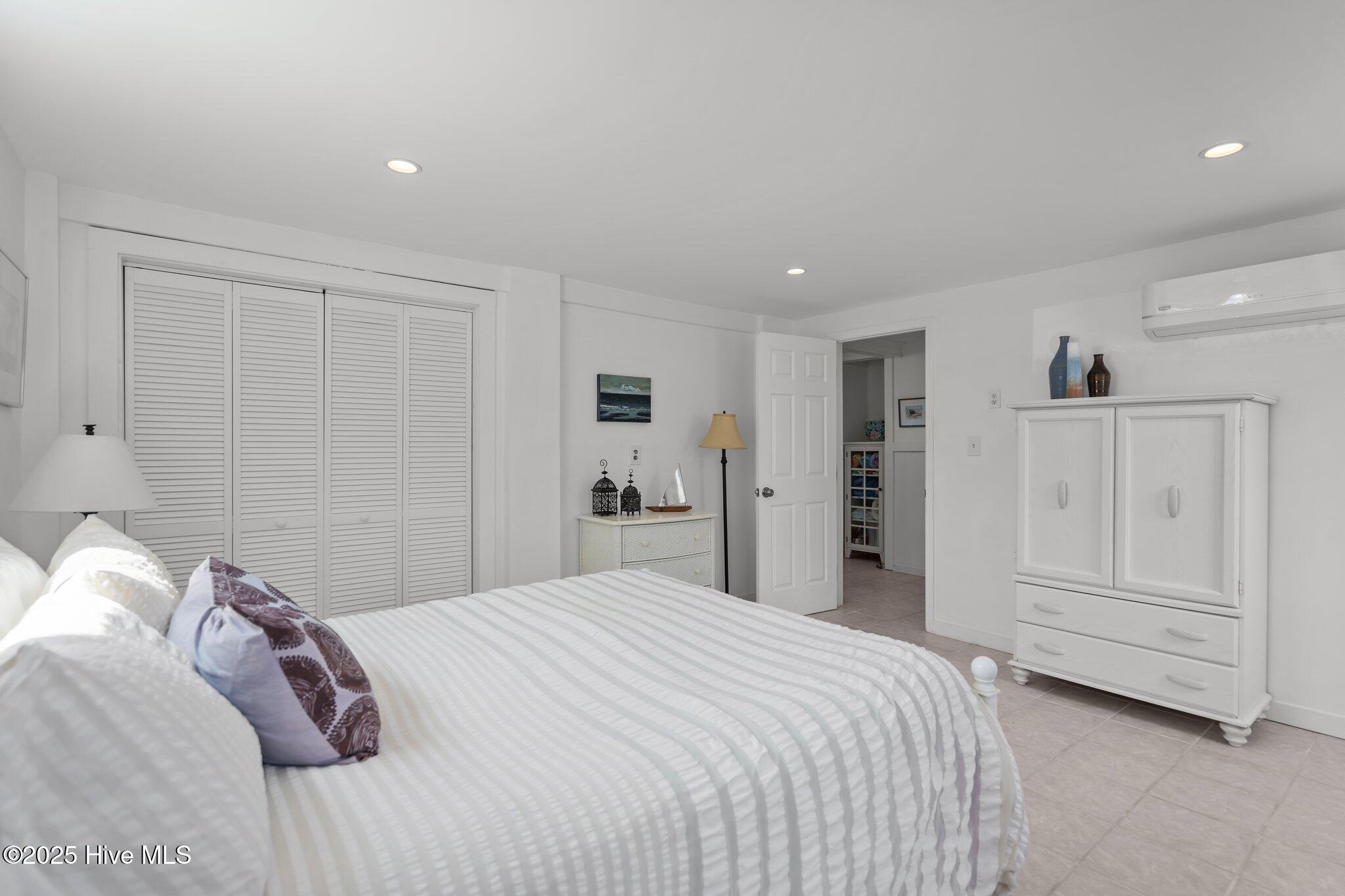 613 N Channel Drive
