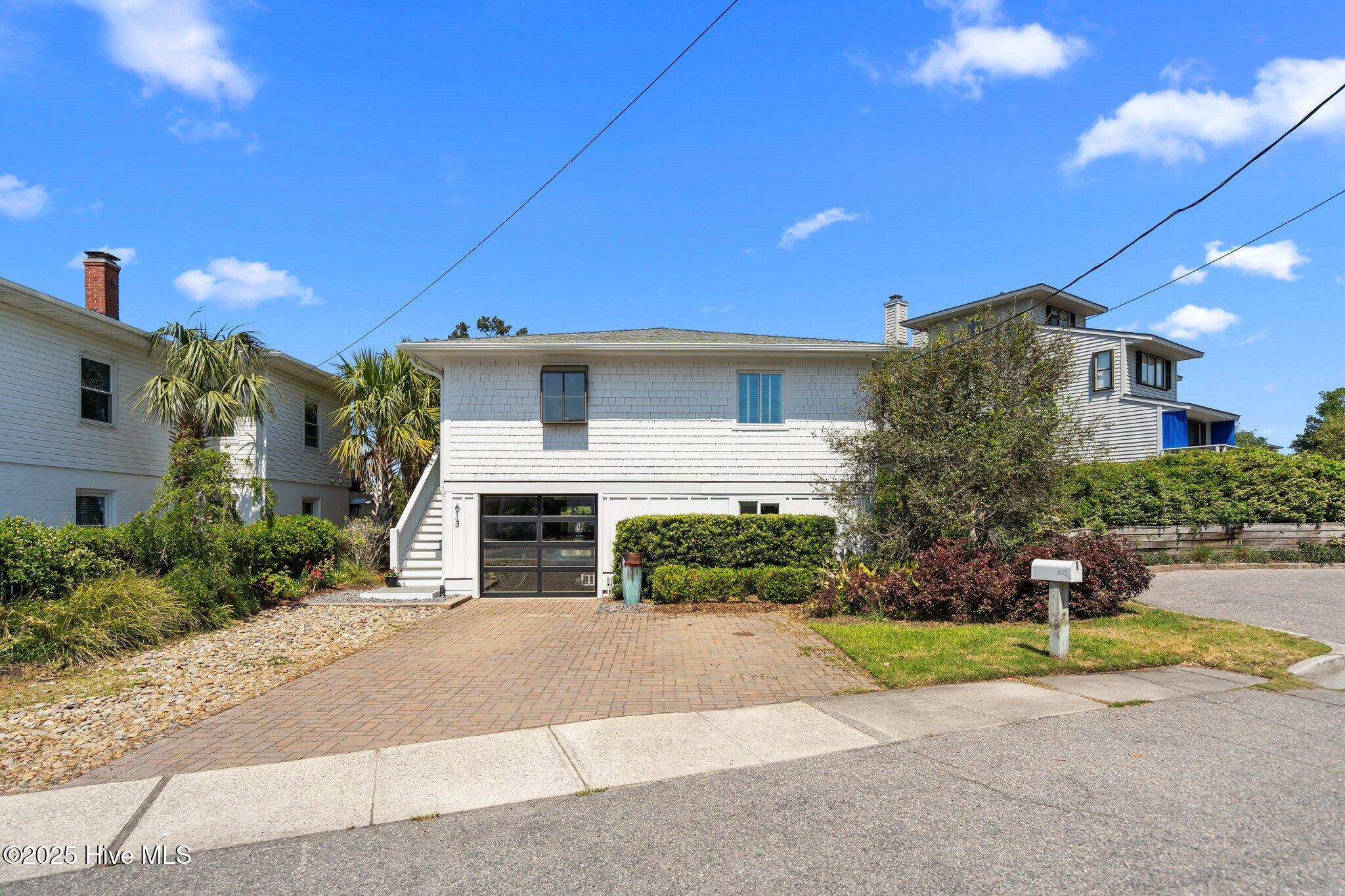 613 N Channel Drive