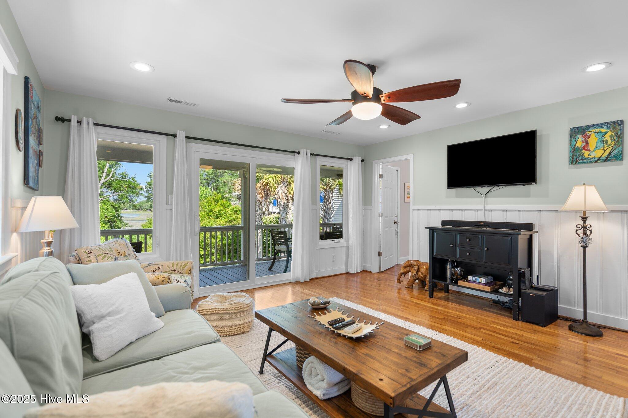 613 N Channel Drive