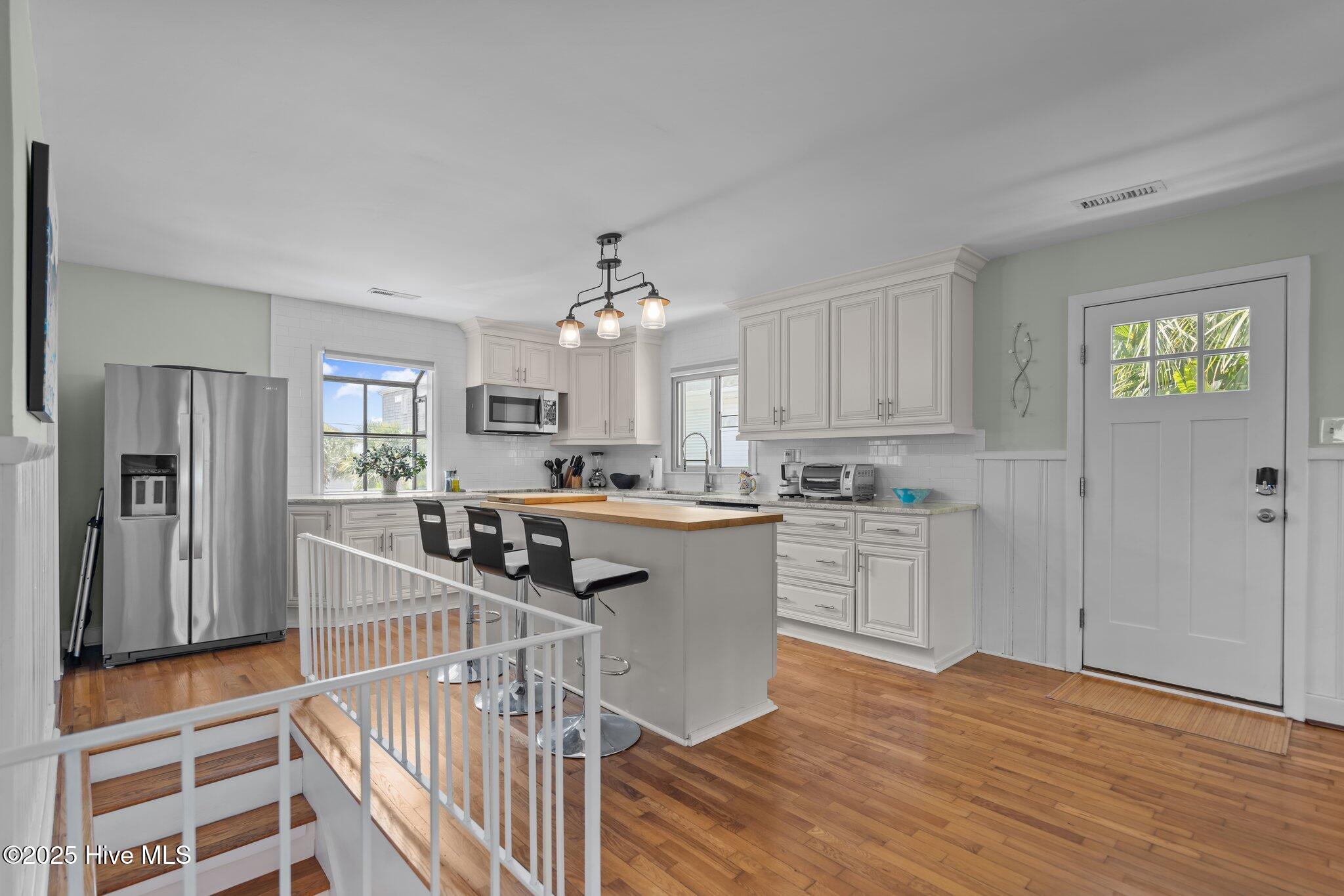 613 N Channel Drive