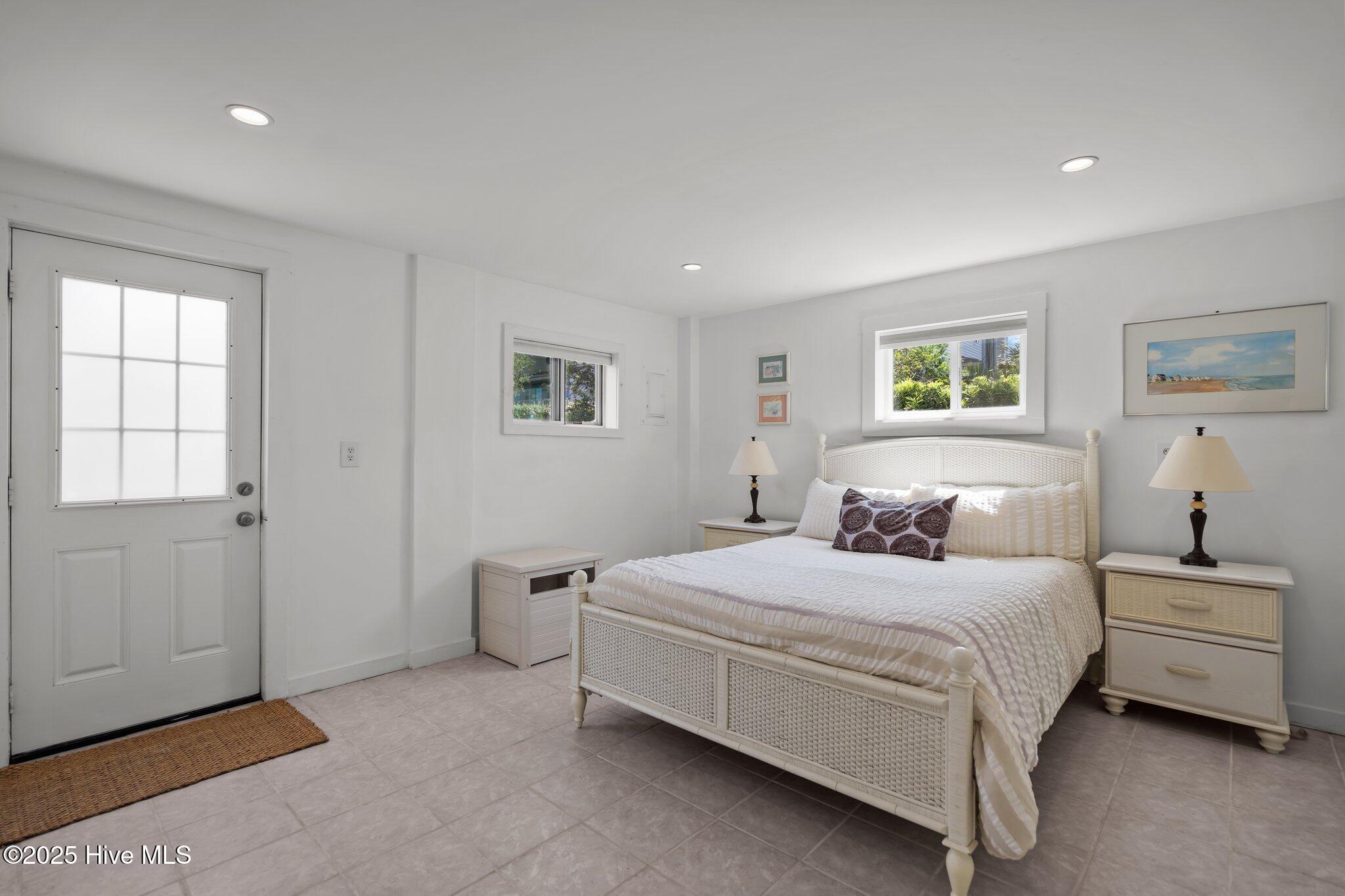 613 N Channel Drive
