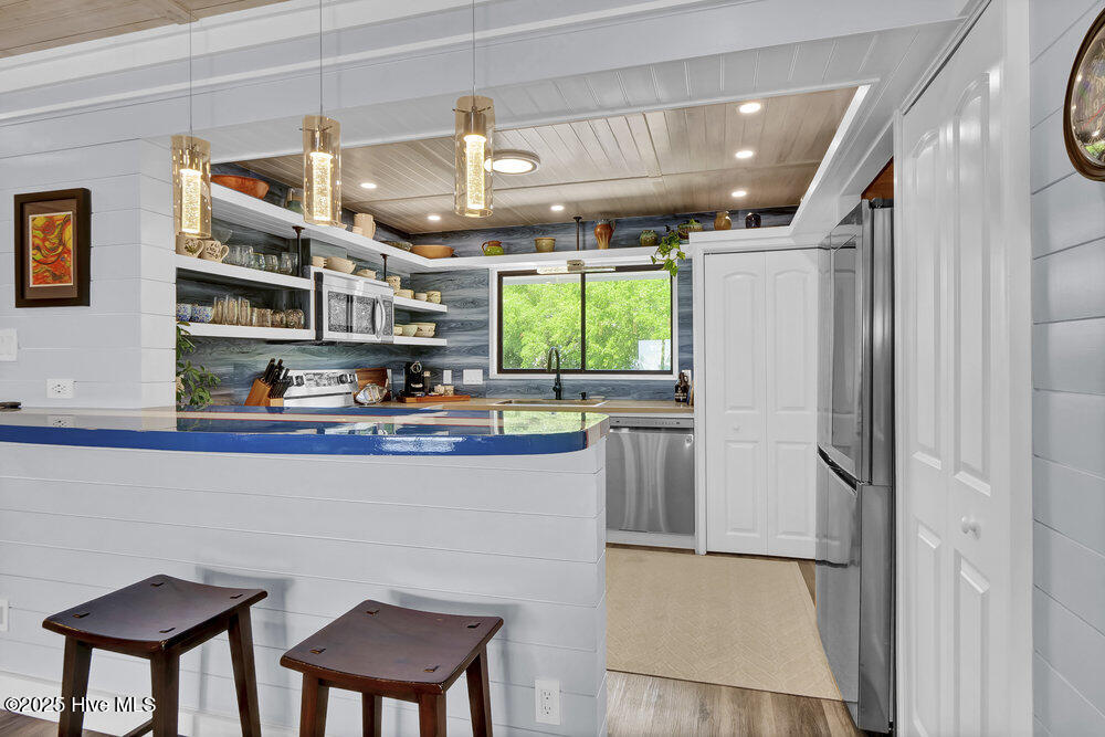 109 Teakwood Drive 802