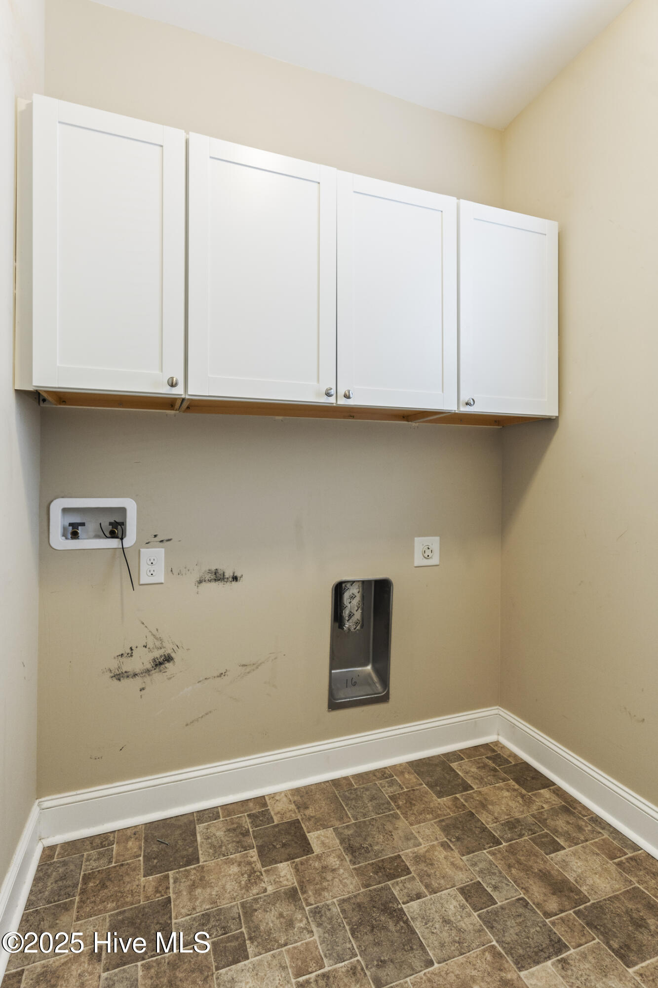 421 Middle Grove Lane