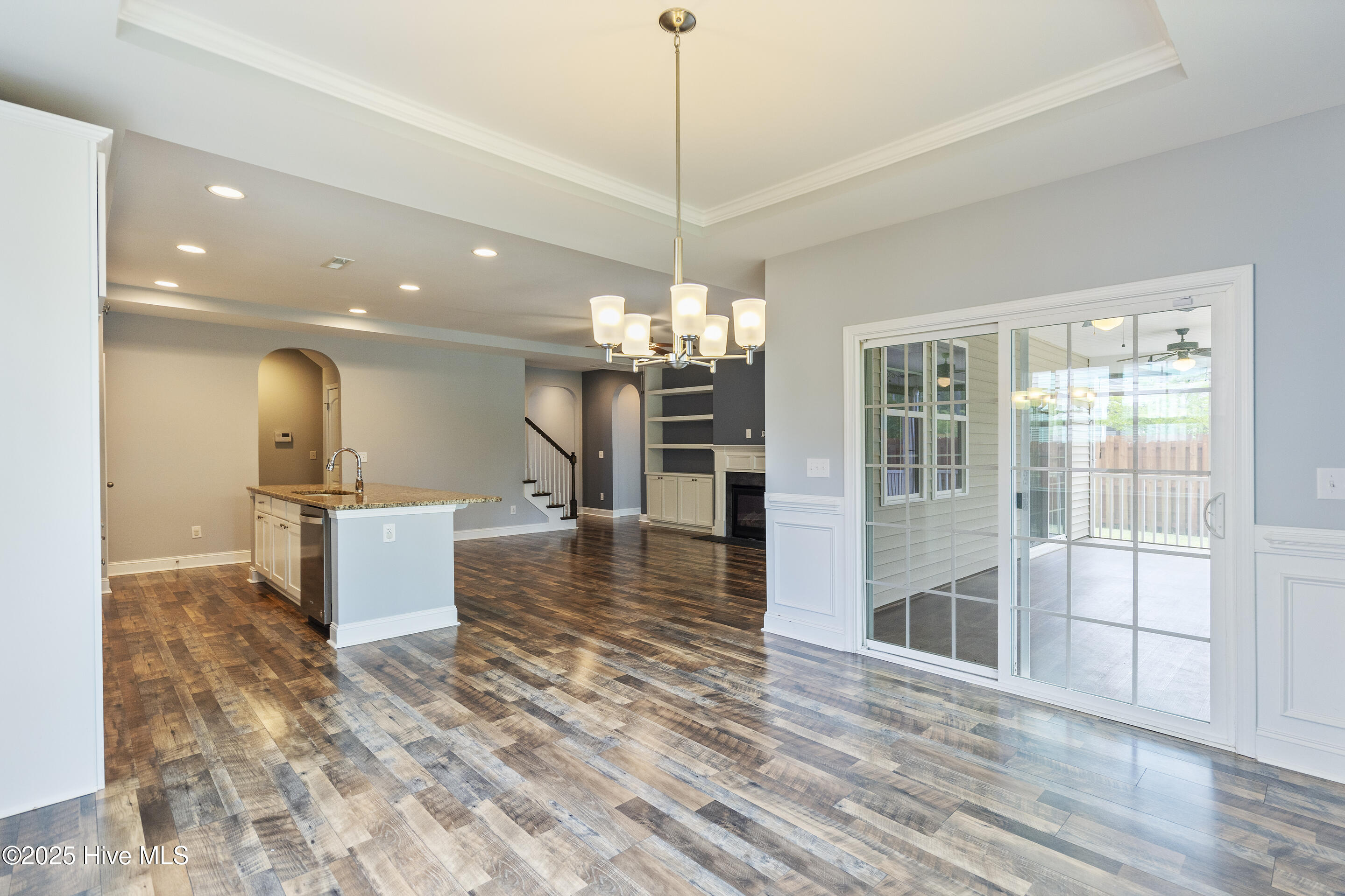 421 Middle Grove Lane