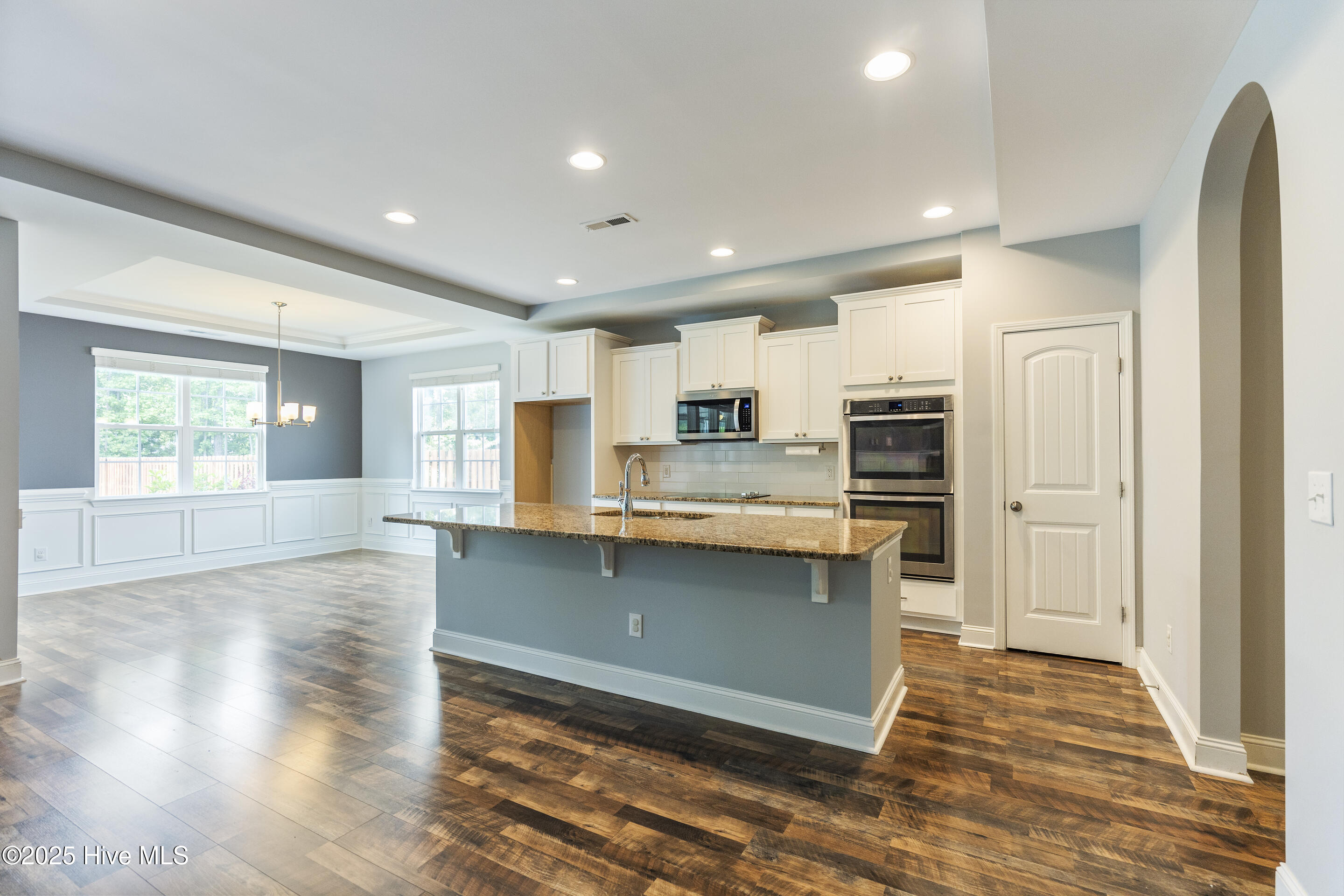 421 Middle Grove Lane