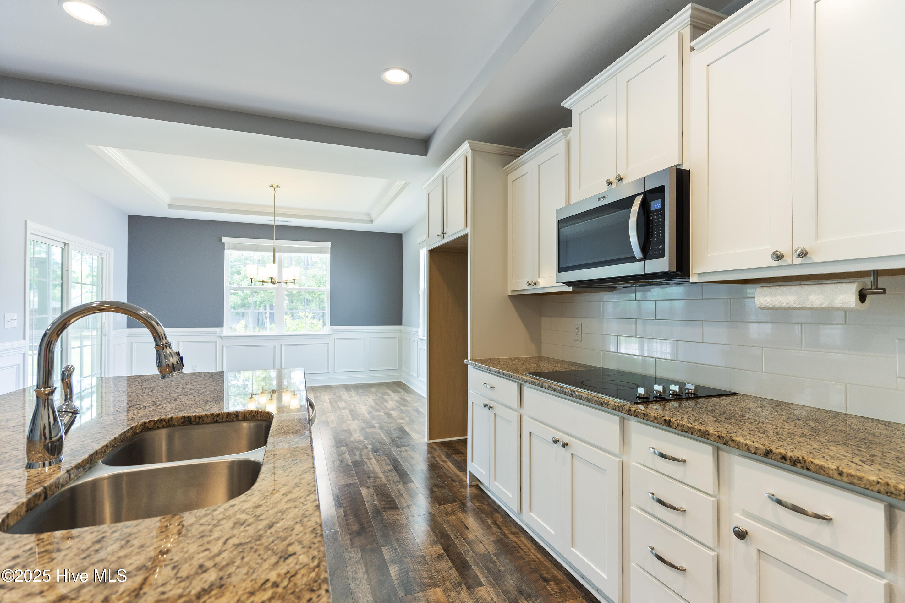 421 Middle Grove Lane