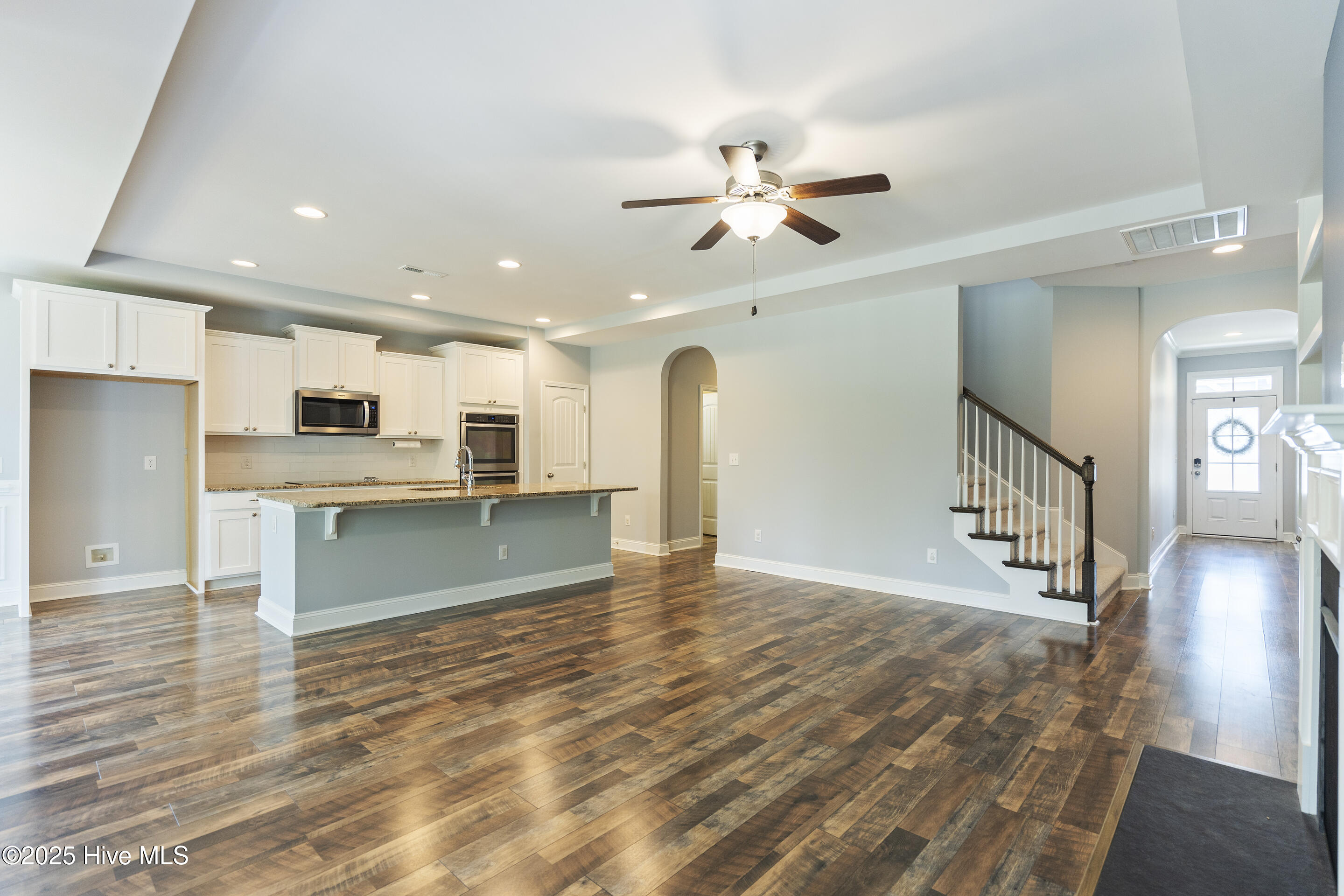 421 Middle Grove Lane