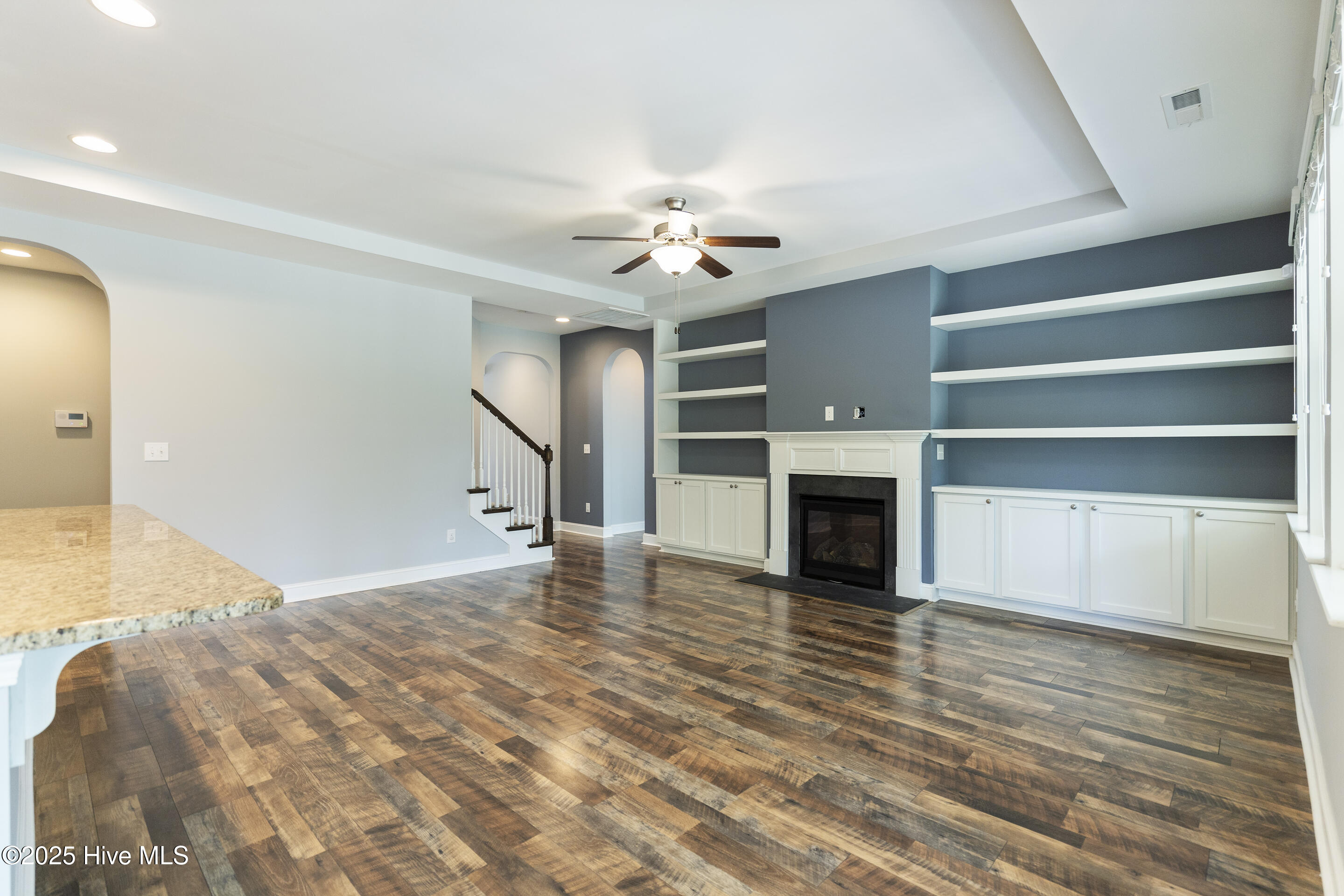 421 Middle Grove Lane