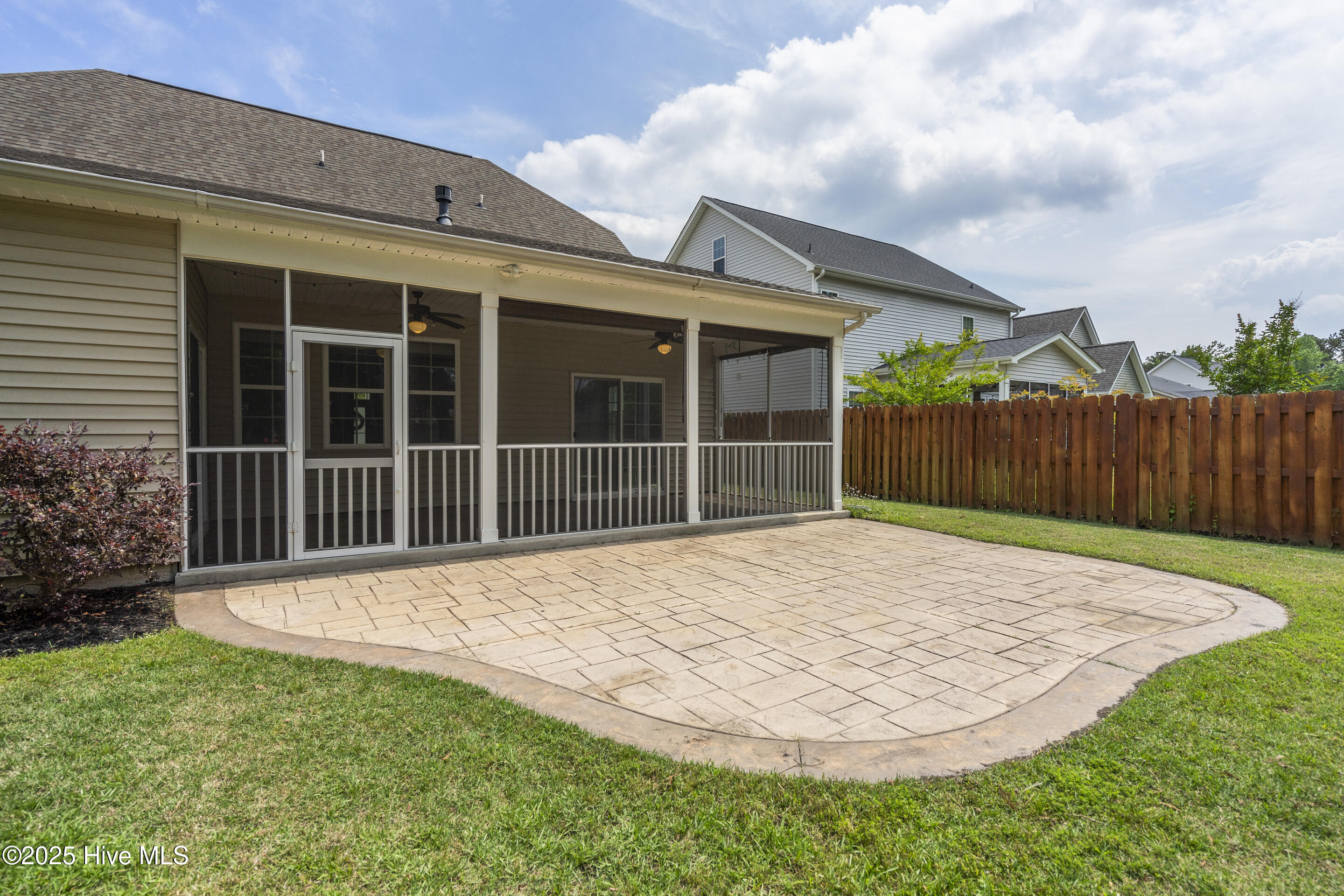 421 Middle Grove Lane