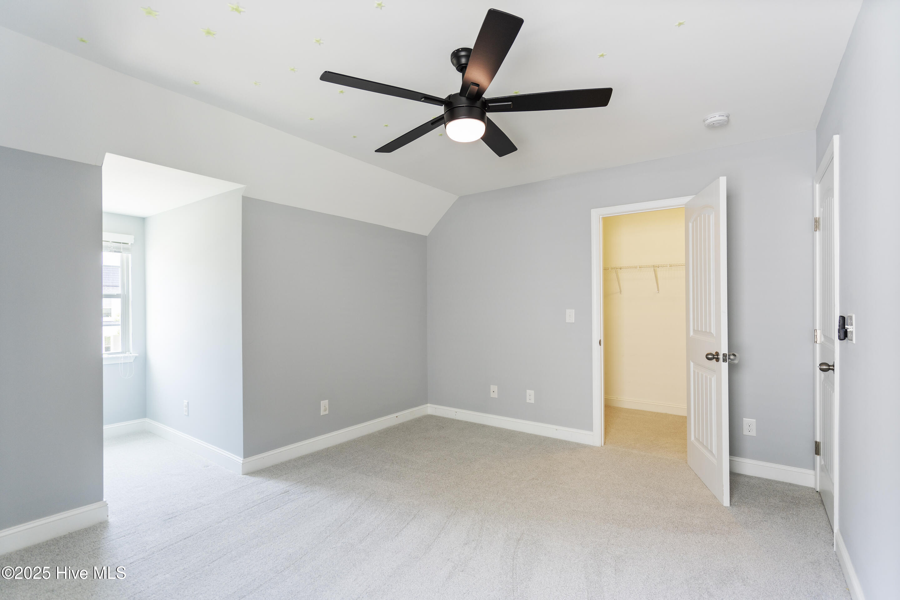 421 Middle Grove Lane