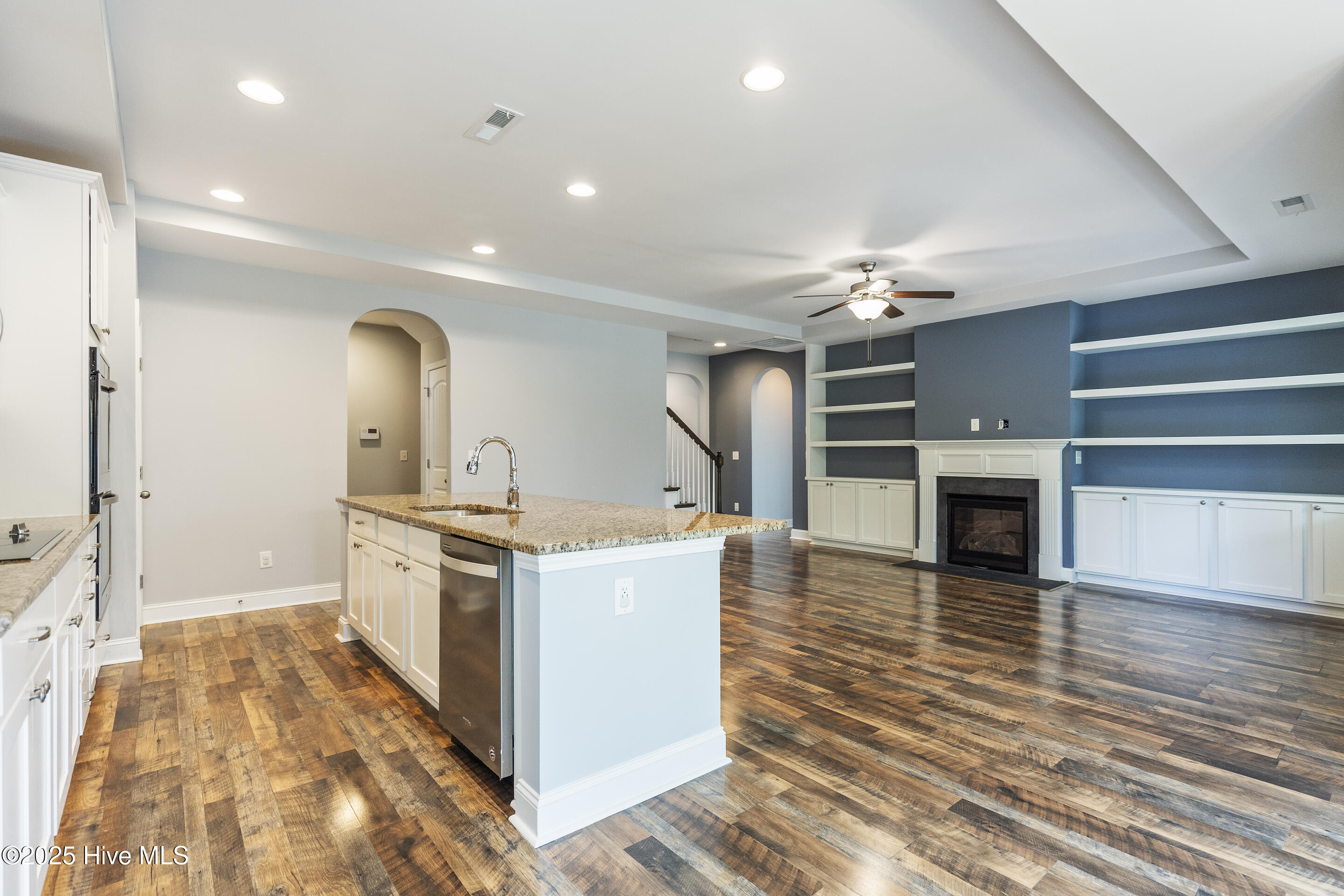 421 Middle Grove Lane