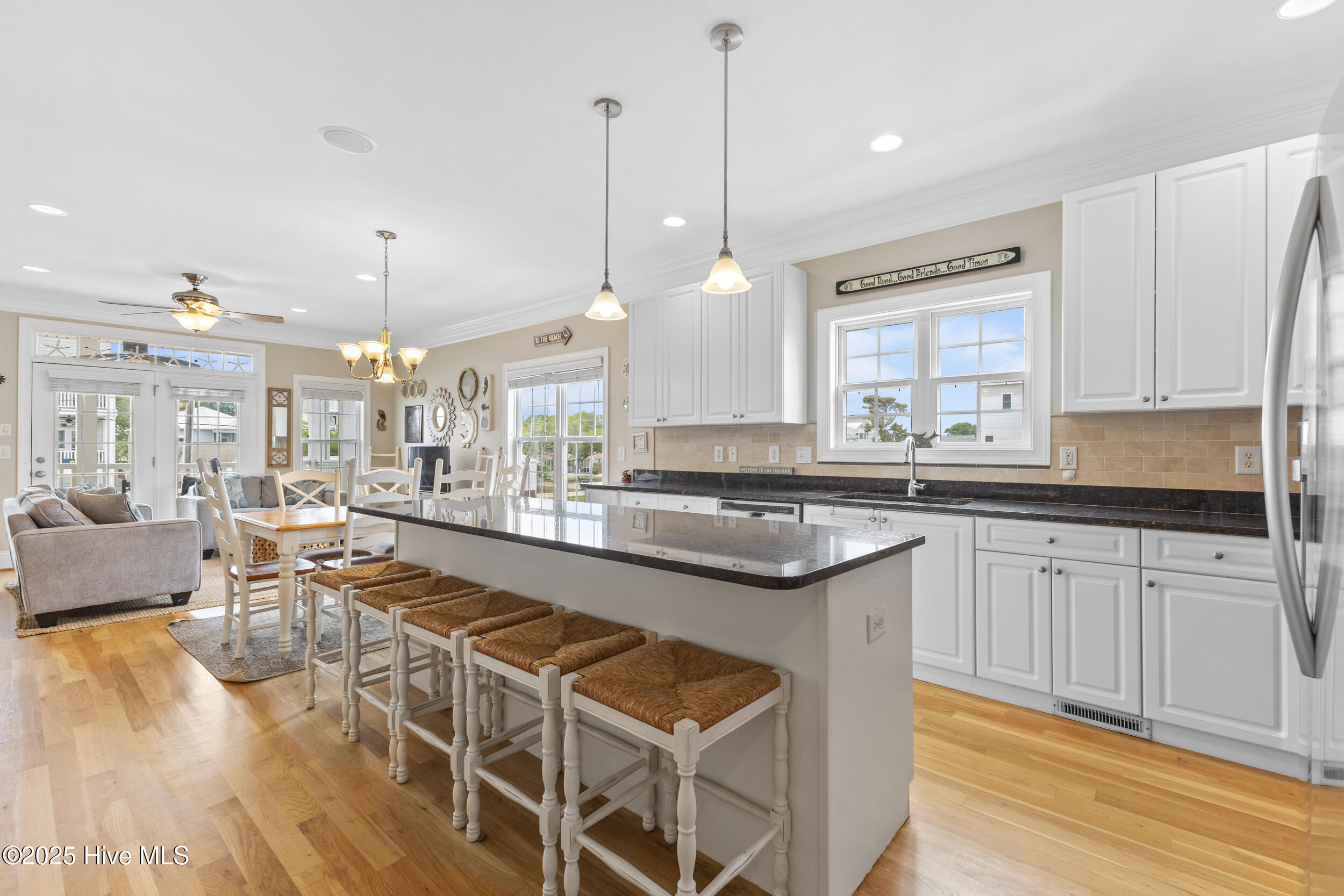 1505 Mackerel Lane, 1