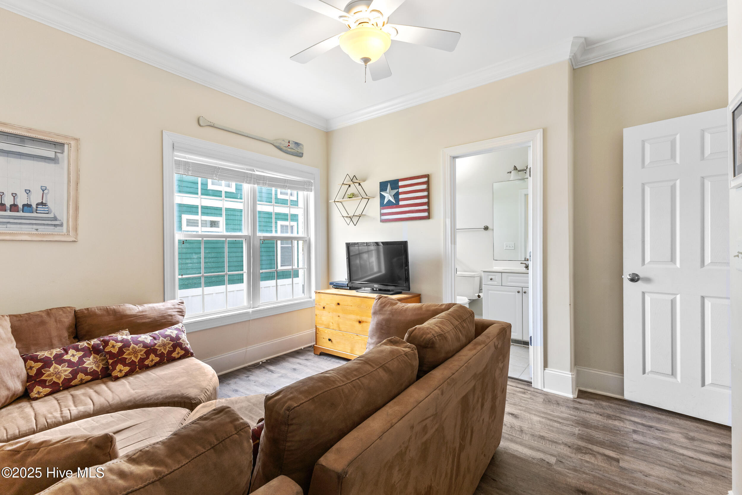 1505 Mackerel Lane, 1