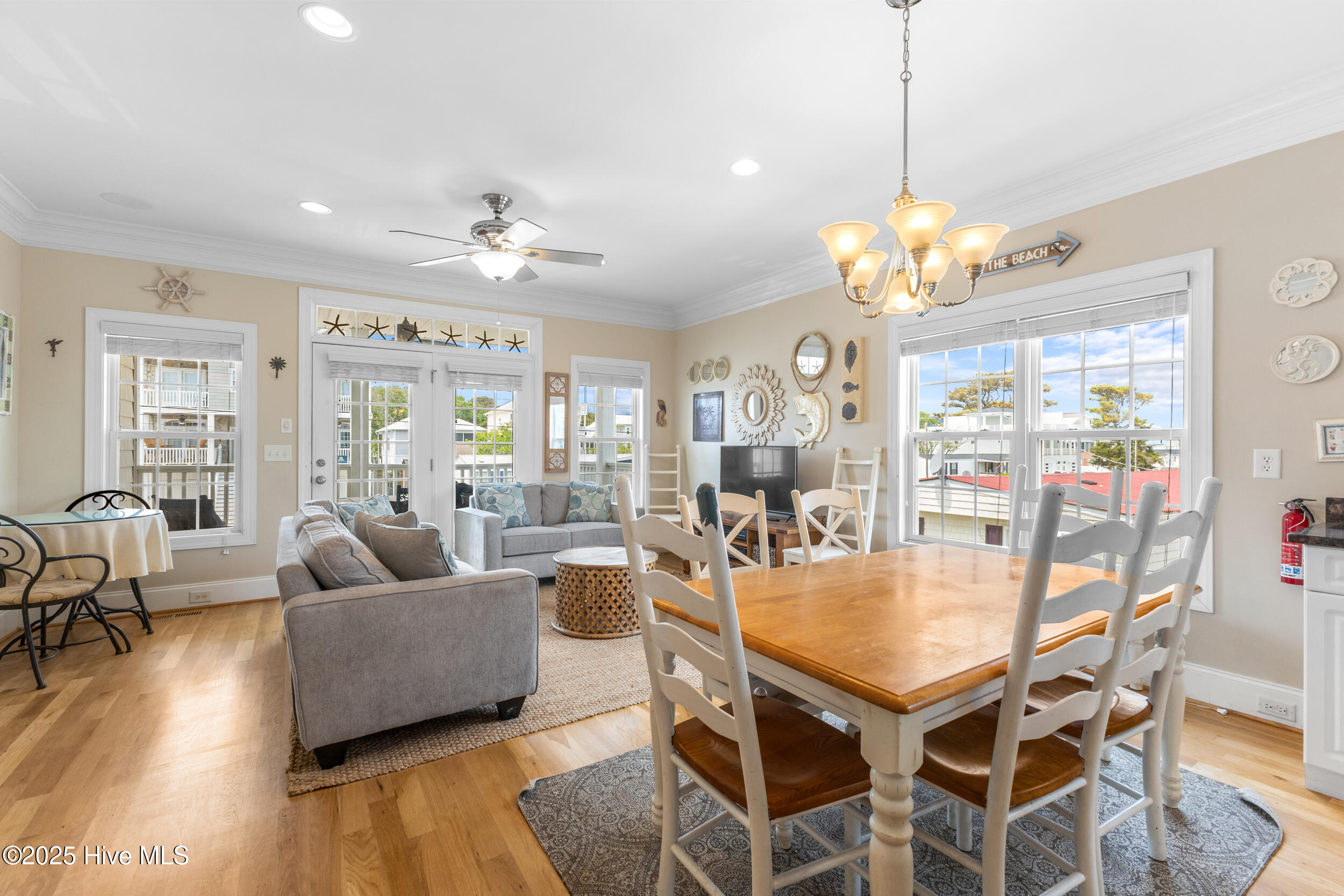 1505 Mackerel Lane, 1