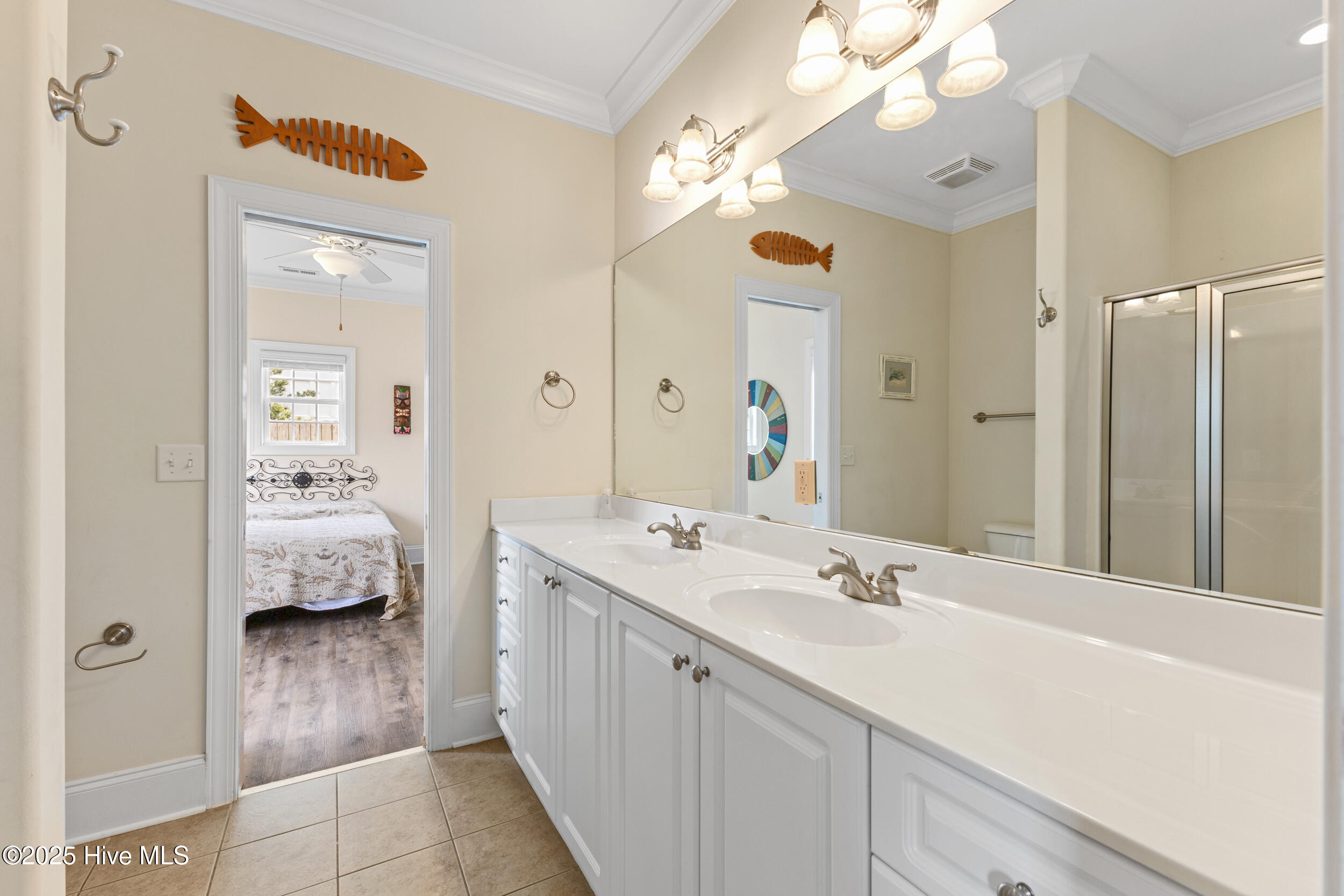 1505 Mackerel Lane, 1