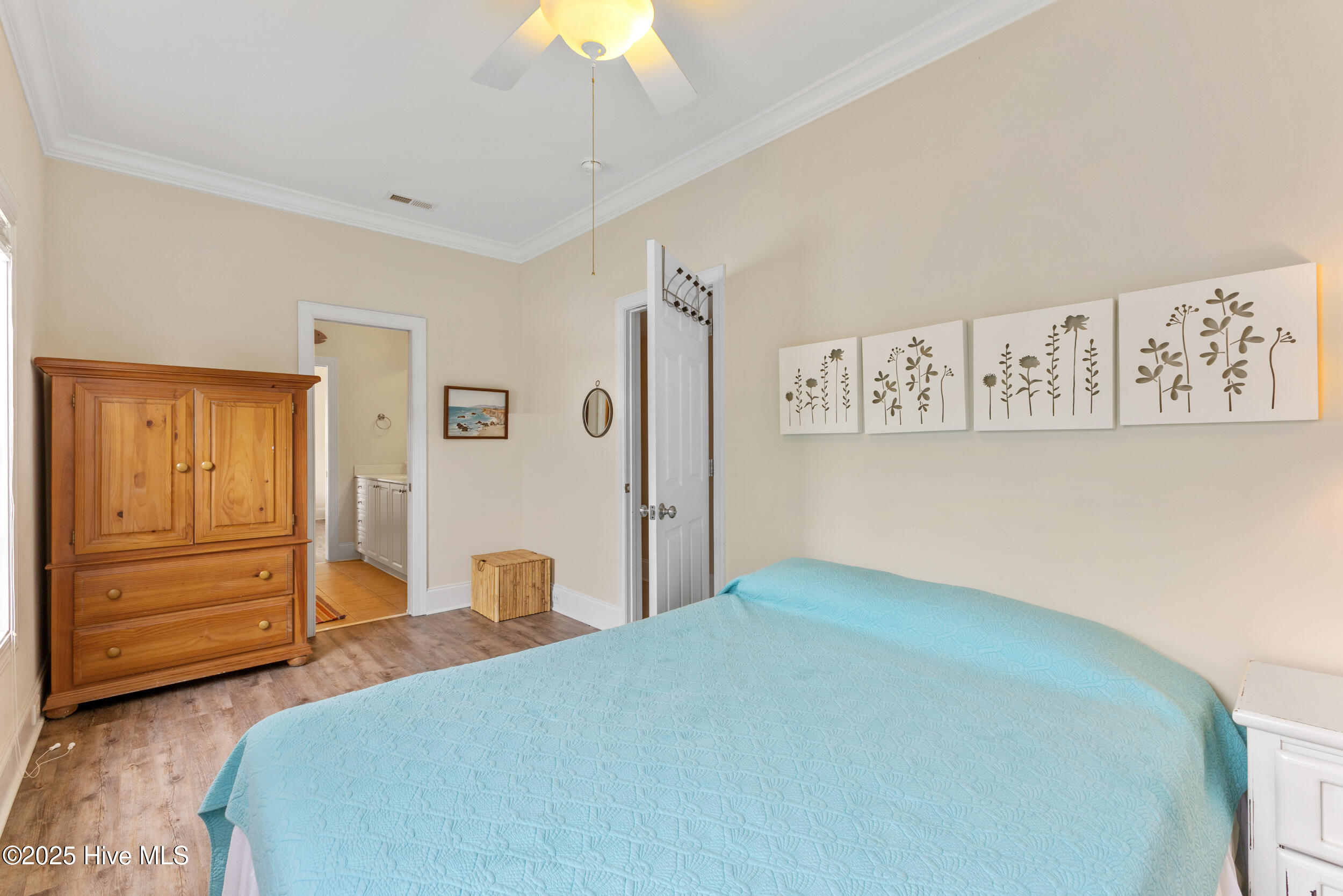 1505 Mackerel Lane, 1