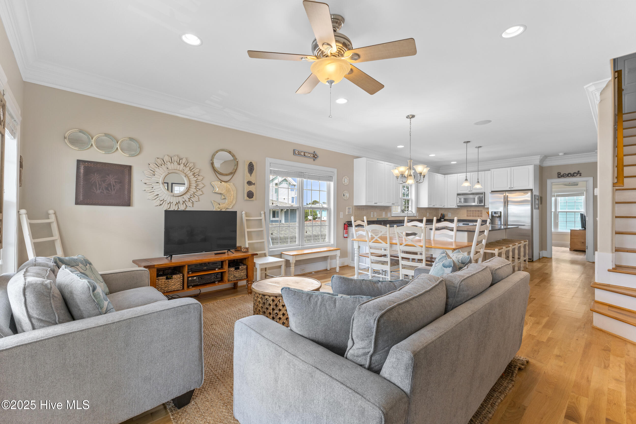 1505 Mackerel Lane, 1