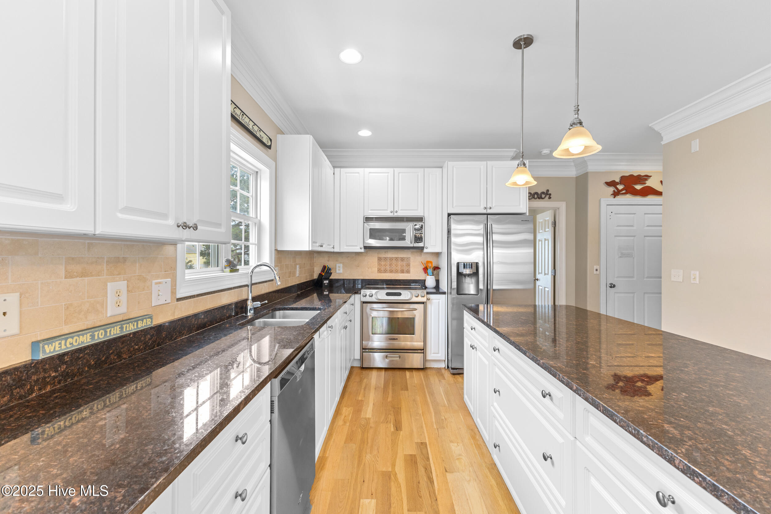 1505 Mackerel Lane, 1