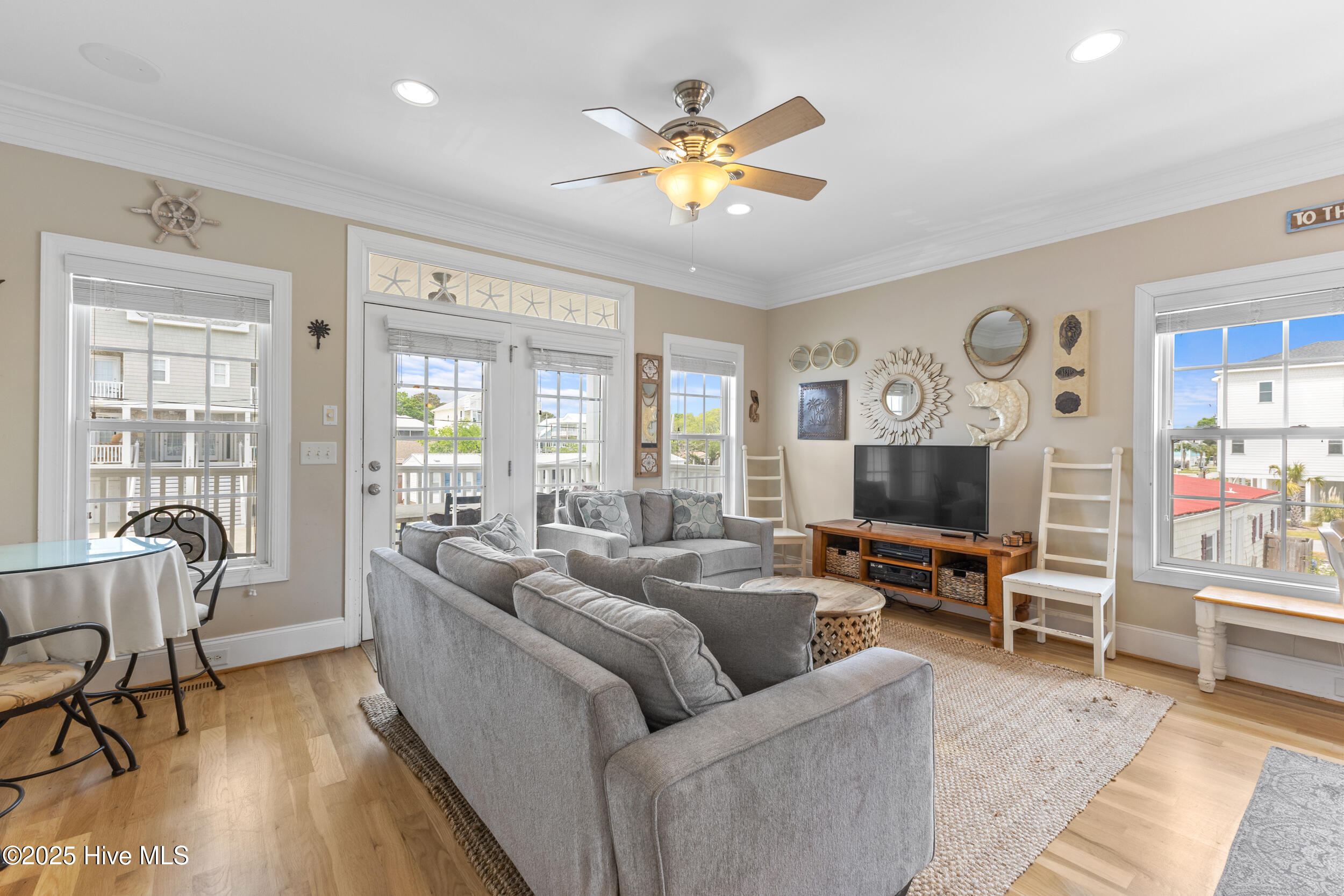 1505 Mackerel Lane, 1