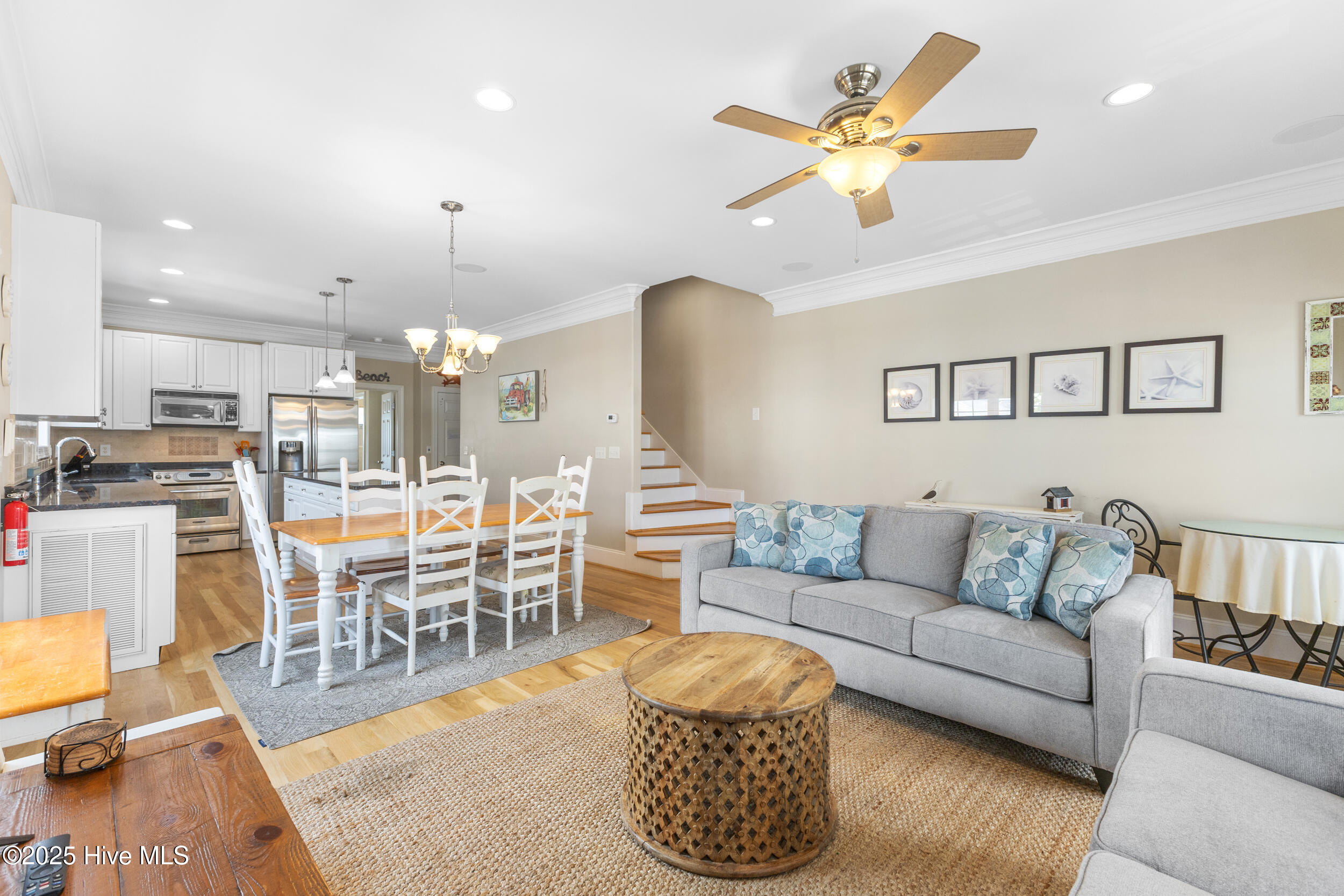 1505 Mackerel Lane, 1