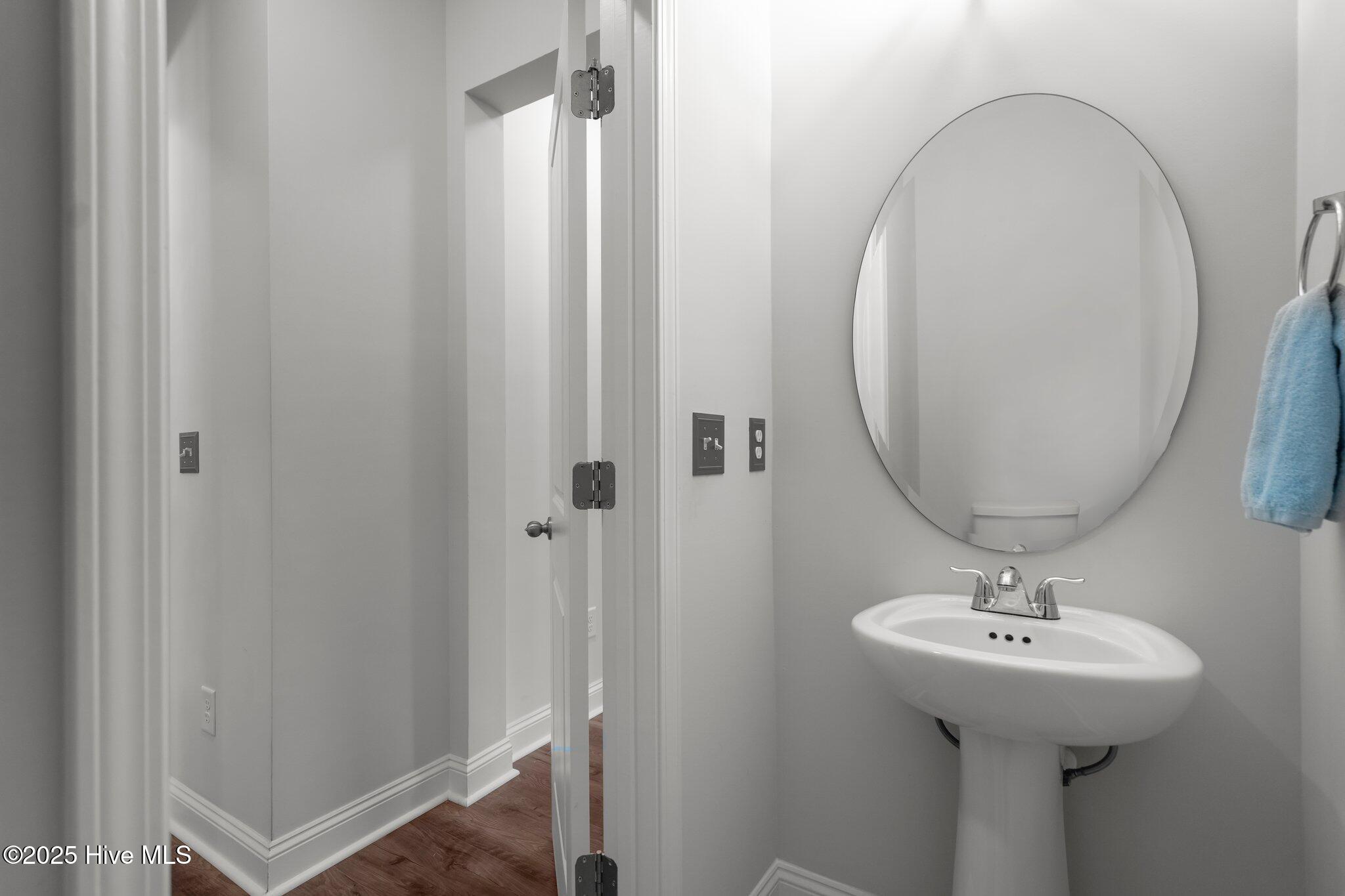 1001 Mccarley Boulevard