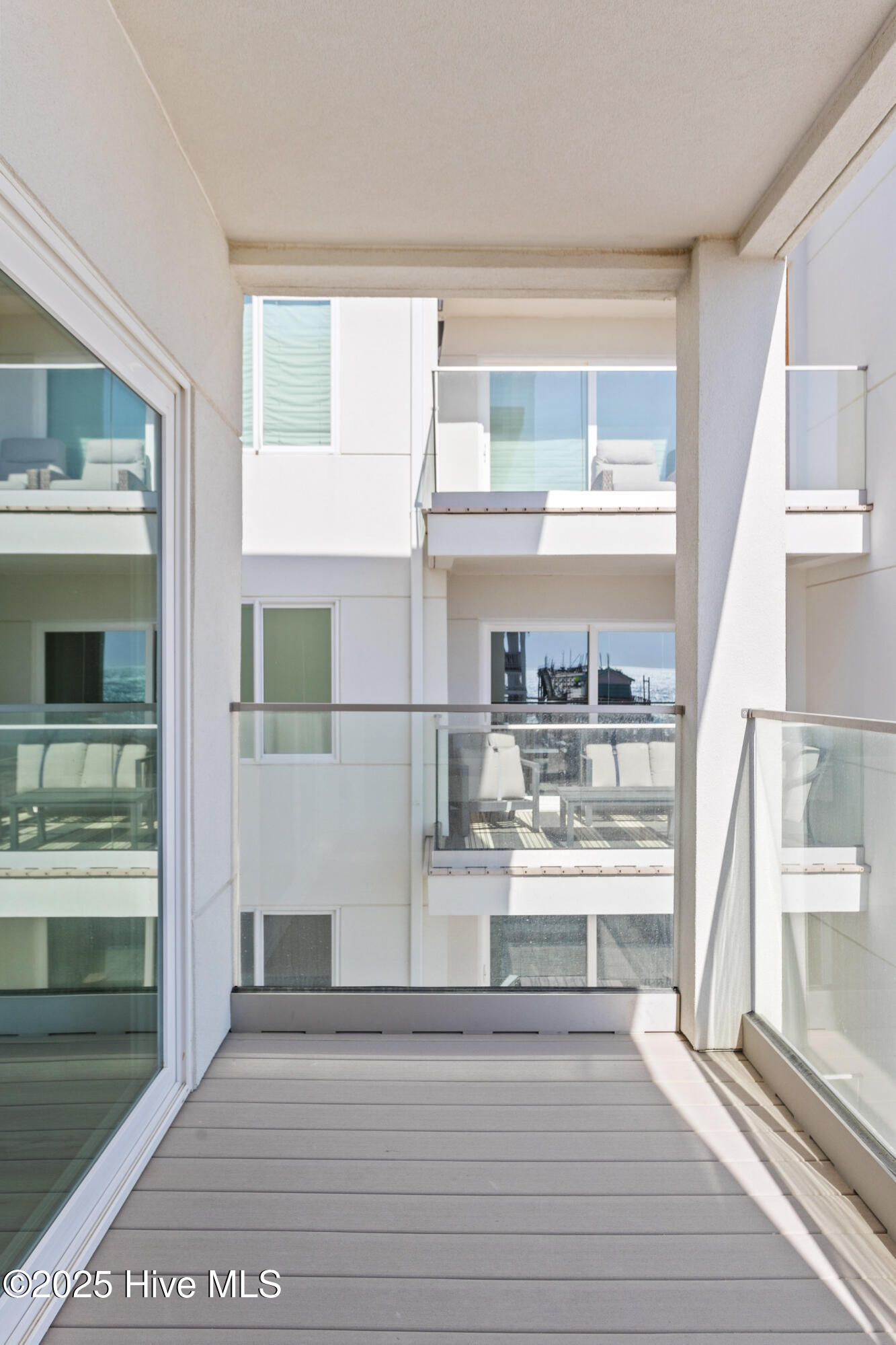 1800 Canal Drive, 109