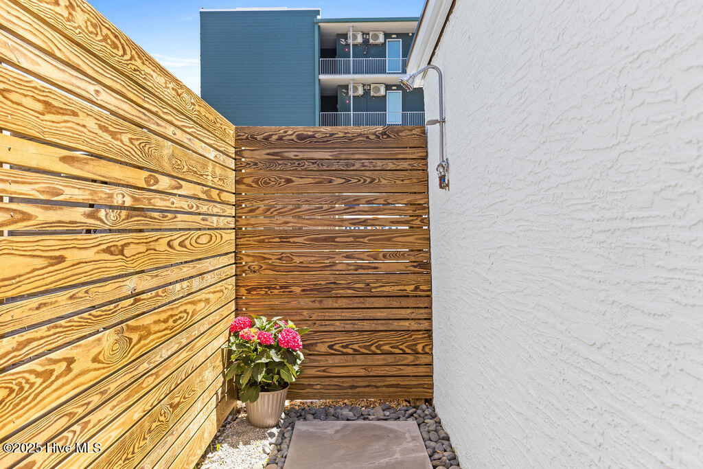 112 Cape Fear Boulevard