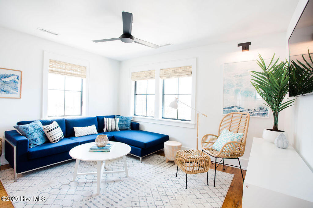 112 Cape Fear Boulevard