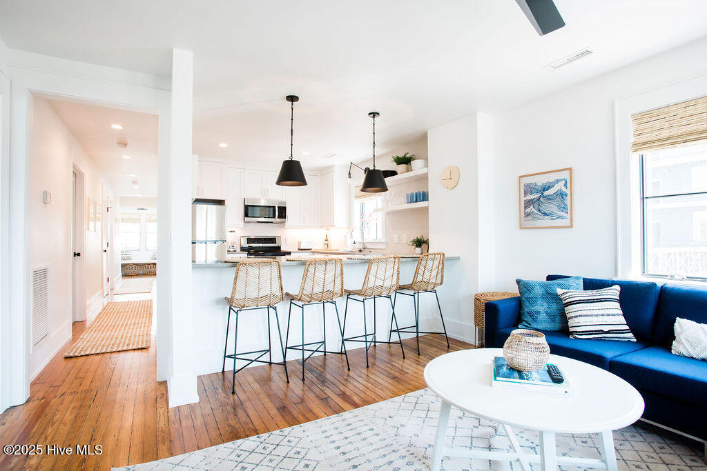 112 Cape Fear Boulevard